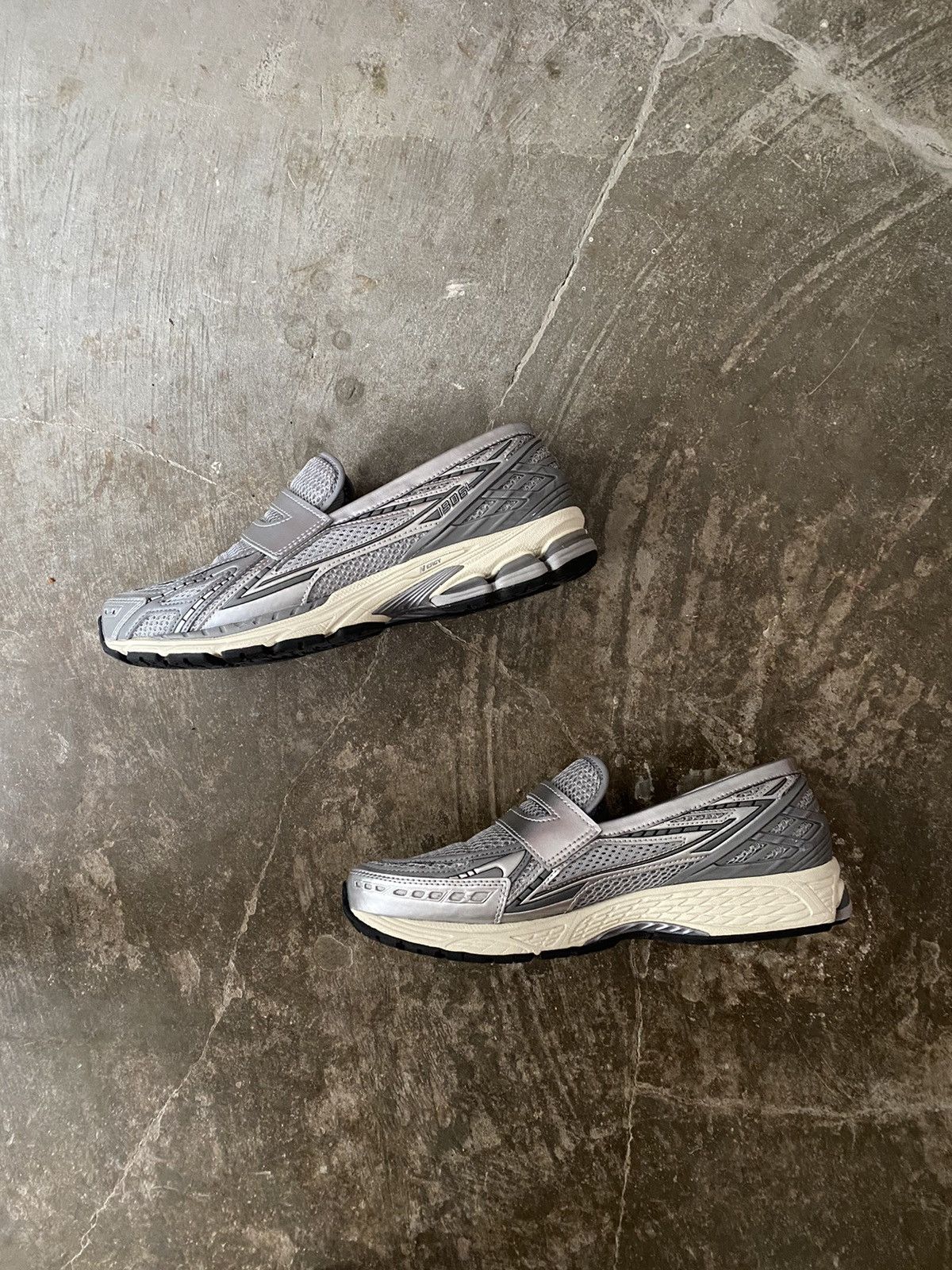 New Balance New Balance Grey Silver 1906L U1906LAE US12 Loafer Size US 12 / EU 45 - 1 Thumbnail