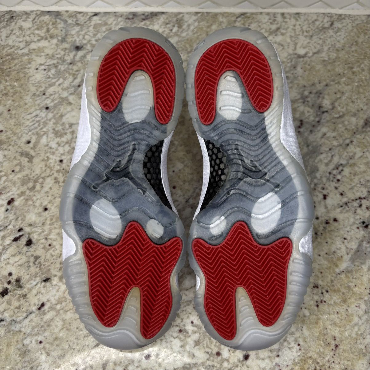 Jordan Brand Size 8-Jordan 11 Retro Win Like 96 BRAND NEW W/O BOX Size US 8 / EU 41 - 8 Thumbnail