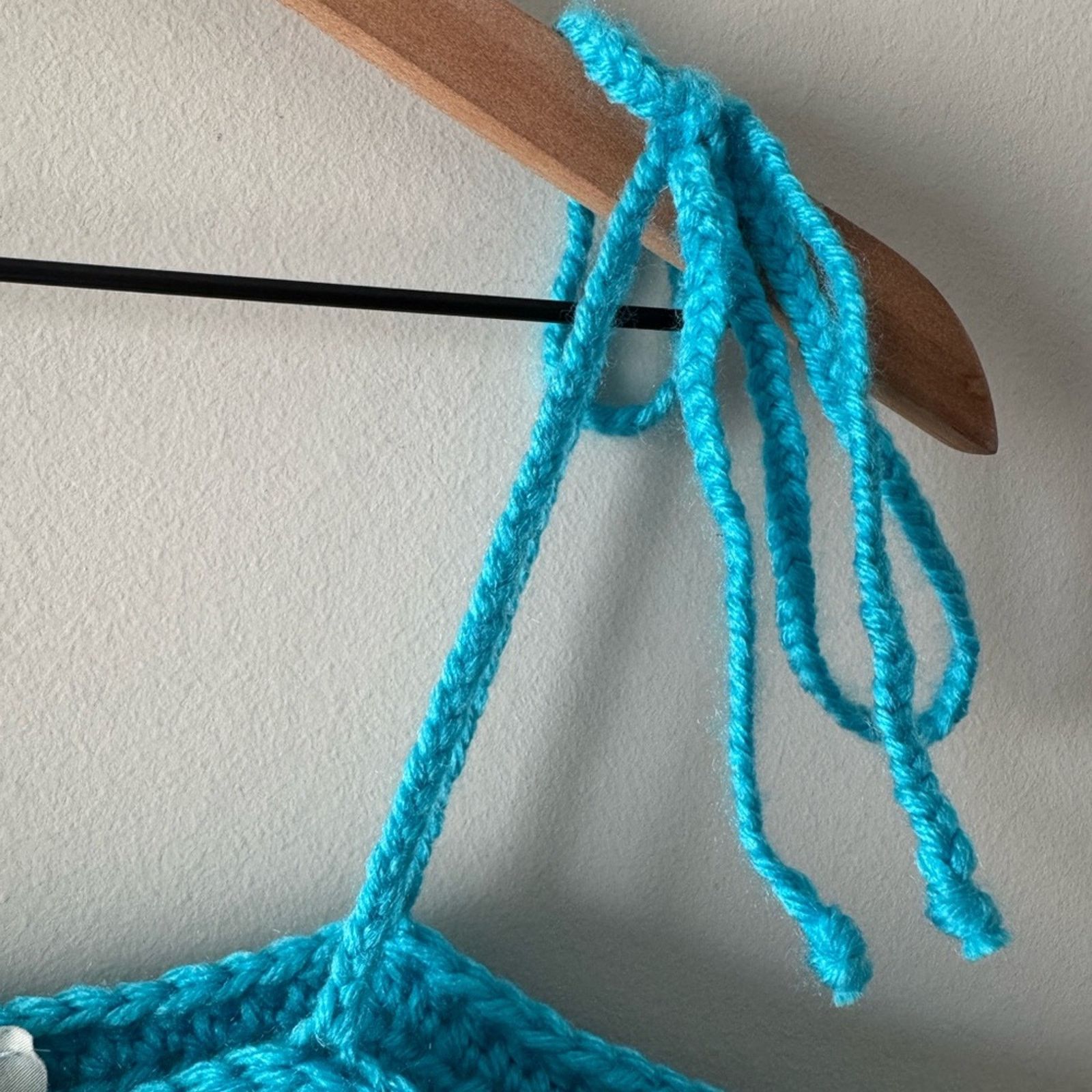 Handmade Handmade Crochet Adjustable Tie Strap Crop Top 100% Recycled Size L / US 10 / IT 46 - 9 Thumbnail