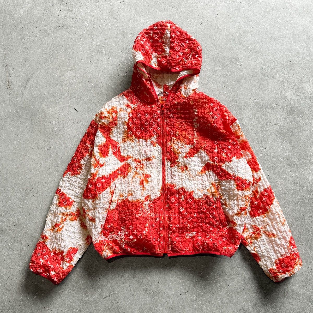Louis Vuitton 2022 Bleached Monogram Bandana Windbreaker By Virgil Abloh Size US L / EU 52-54 / 3 - 4 Thumbnail