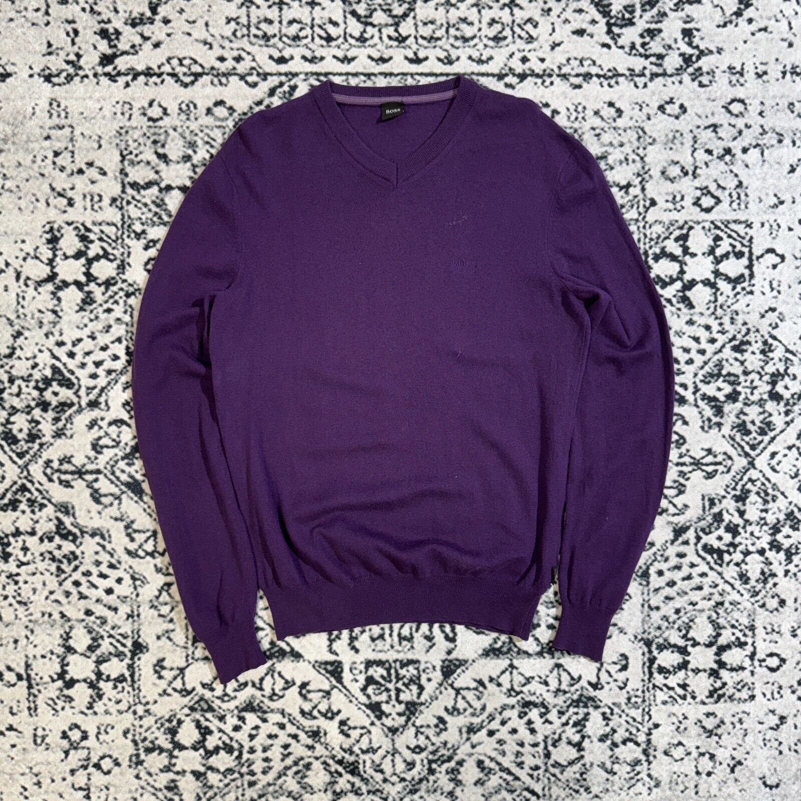 Hugo Boss × Vintage Hugo Boss Vintage Purple Wool Sweater Size M V-Neck Y2K 90s Size US M / EU 48-50 / 2 - 1 Thumbnail