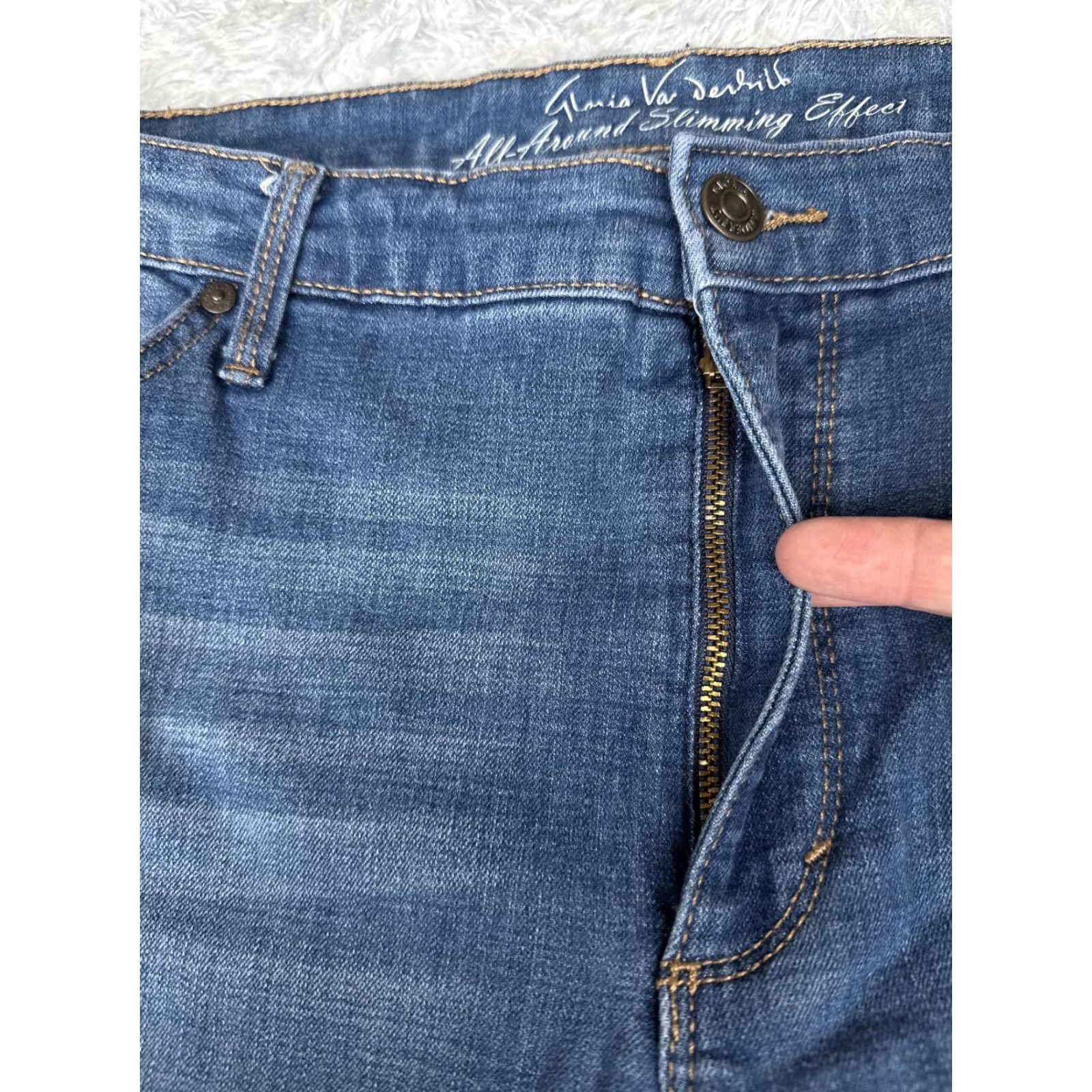 Gloria Vanderbilt Gloria Vanderbilt Jeans Womens 14 Short Bootcut Blue All Around Slimming Effect Size 36" / US 14 / IT 50 - 5 Thumbnail