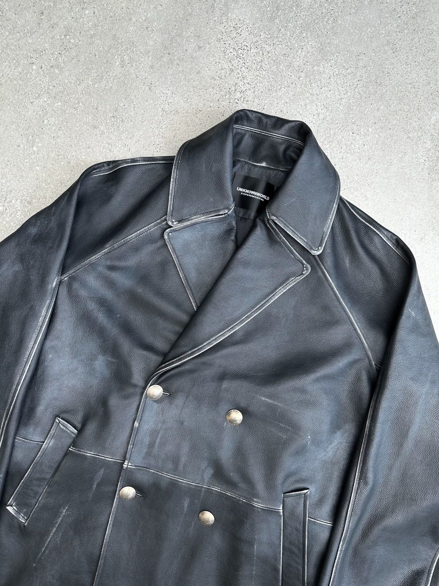 Other UNKNOWNWORLD Vintage Distressed Cowhide Trench Coat Size US S / EU 44-46 / 1 - 2 Thumbnail