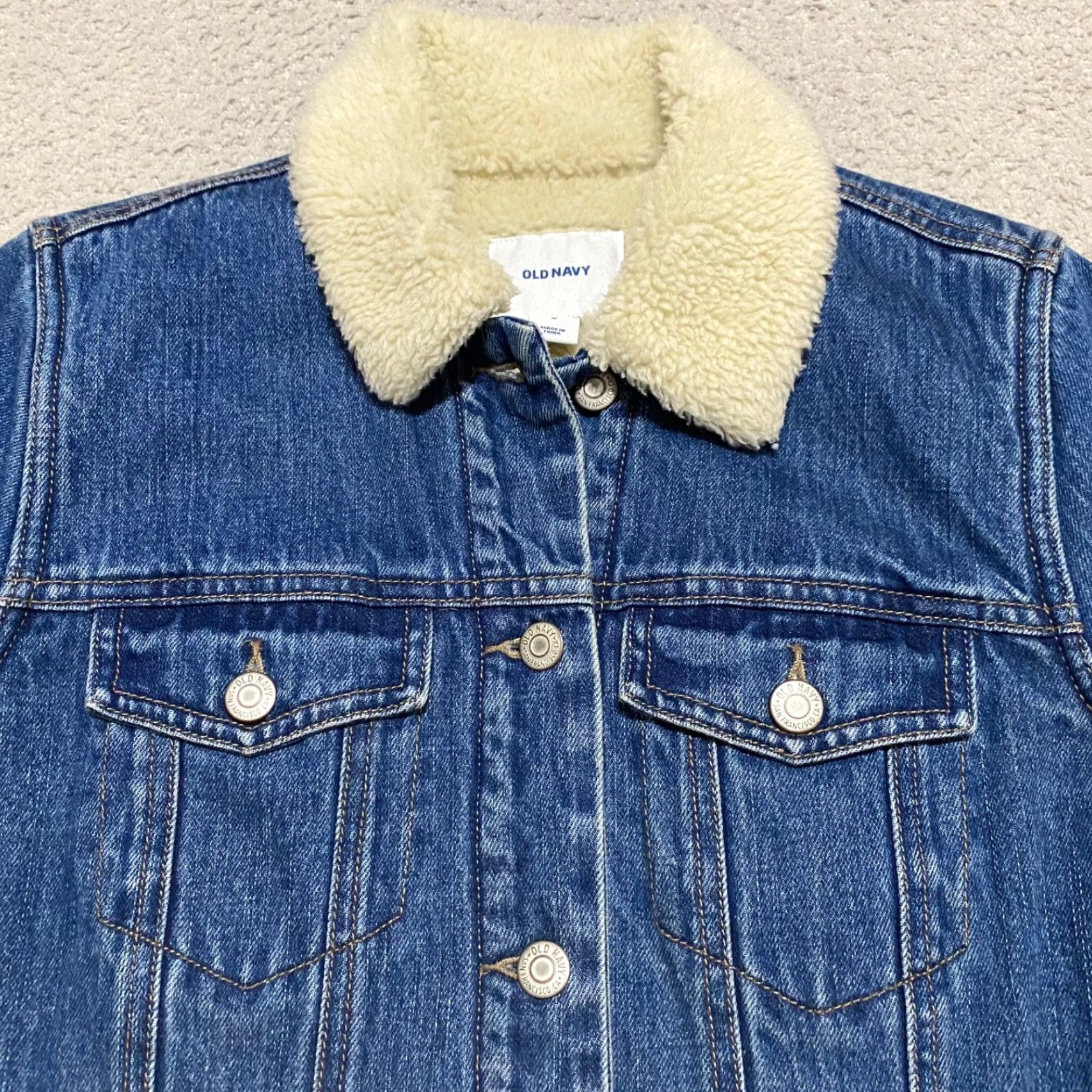Old Navy Old Navy Womens Trucker Jacket Denim Blue Sherpa Lined Button Front 90s Jacket Womens Medium Blue 90s Vintage Core Denim Jacket Size M / US 6-8 / IT 42-44 - 6 Thumbnail