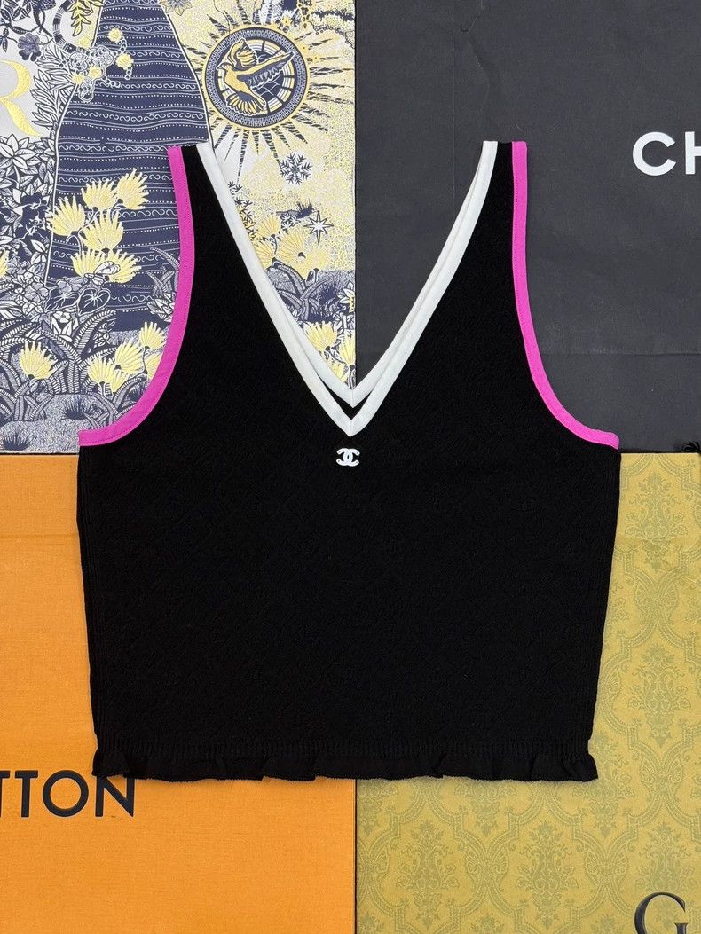 Chanel chanel 24P black colour block dark pattern double CV colla Size XS / US 0-2 / IT 36-38 - 1 Thumbnail