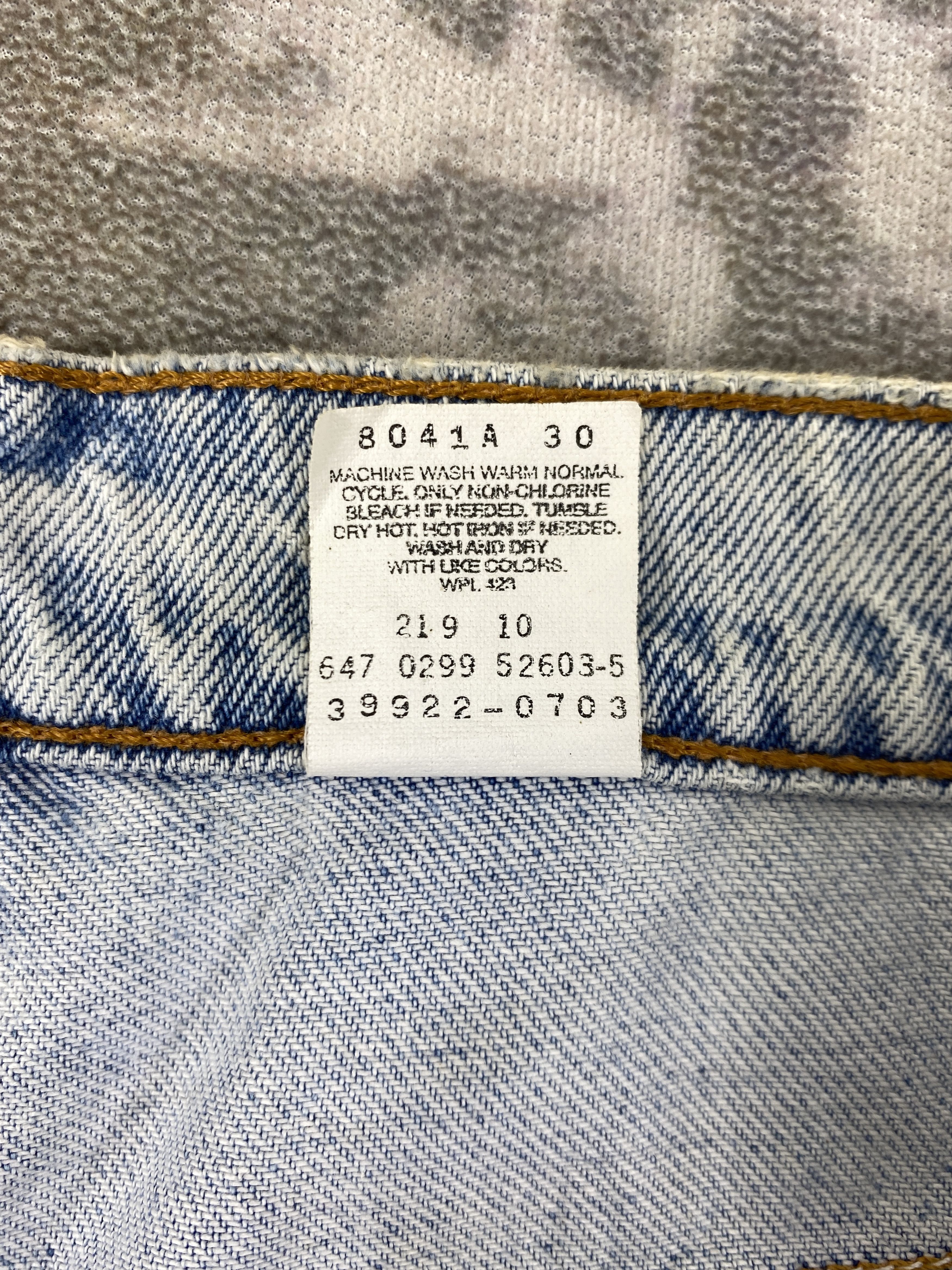 Levi's Vintage Levi's Light Wash Denim 36 x 5.5 -JN065 Size US 36 / EU 52 - 7 Thumbnail