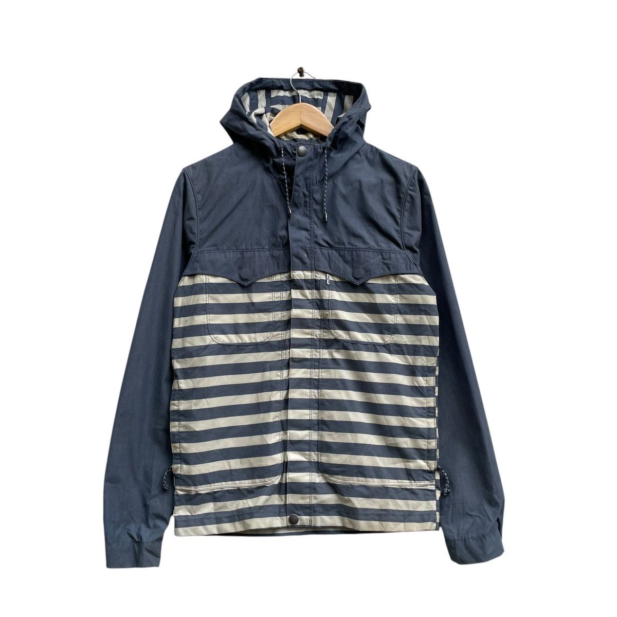 Levi's Vintage Levis Two Tone Stripe Hooded Jacket Size US S / EU 44-46 / 1 - 1 Thumbnail