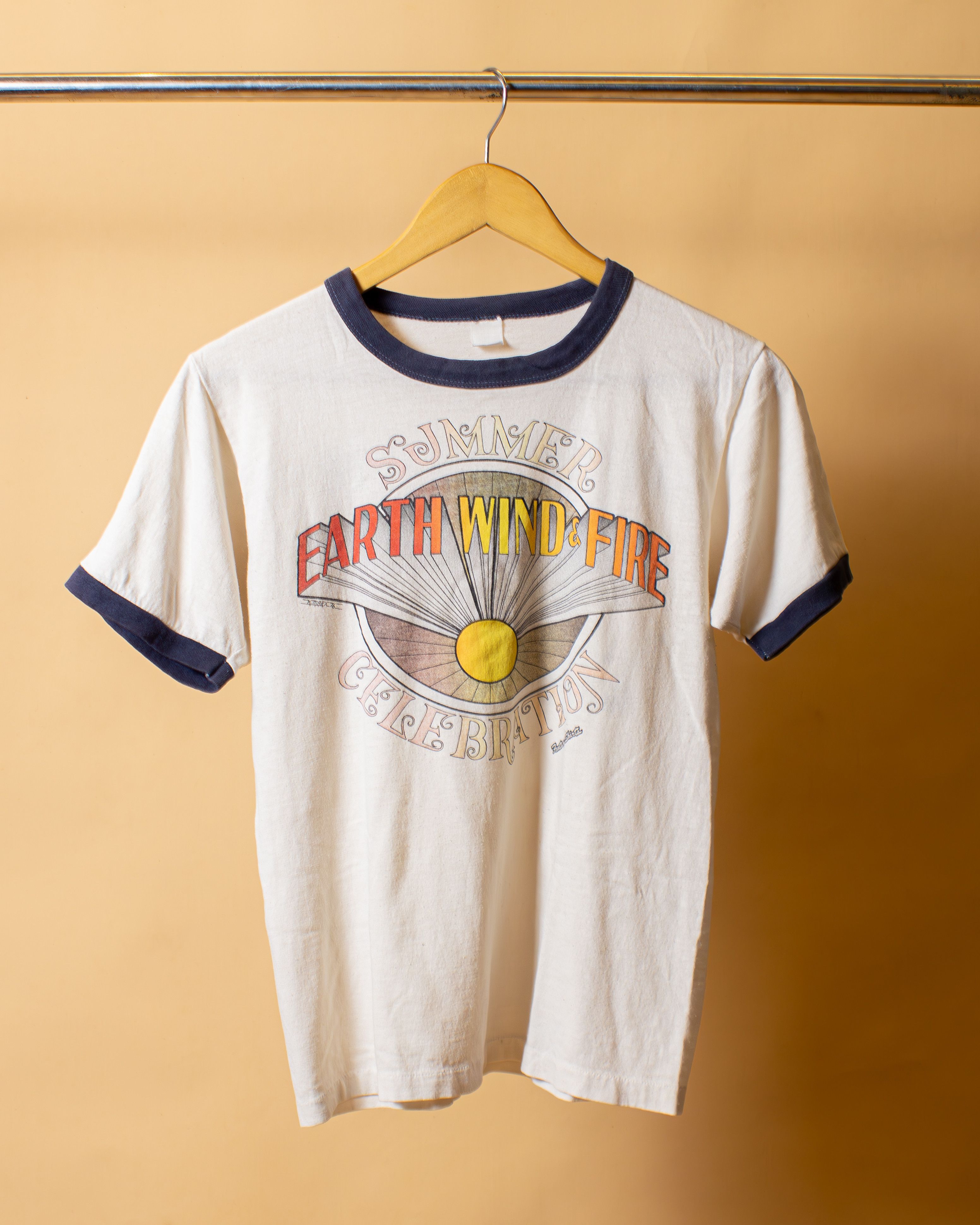Vintage 1976 Earth, Wind & Fire Summer Celebration Tour Tee Size US S / EU 44-46 / 1 - 1 Thumbnail