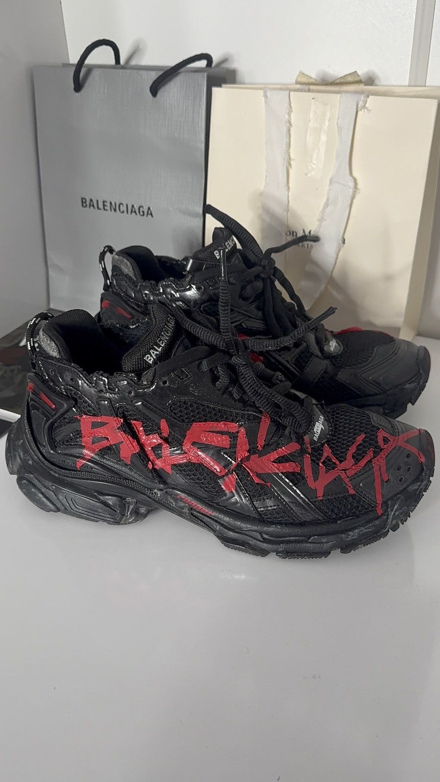 Balenciaga ✅ Balenciaga Runner 1 Graffiti Black Red Faded 42 Size US 9.5 / EU 42-43 - 2 Thumbnail