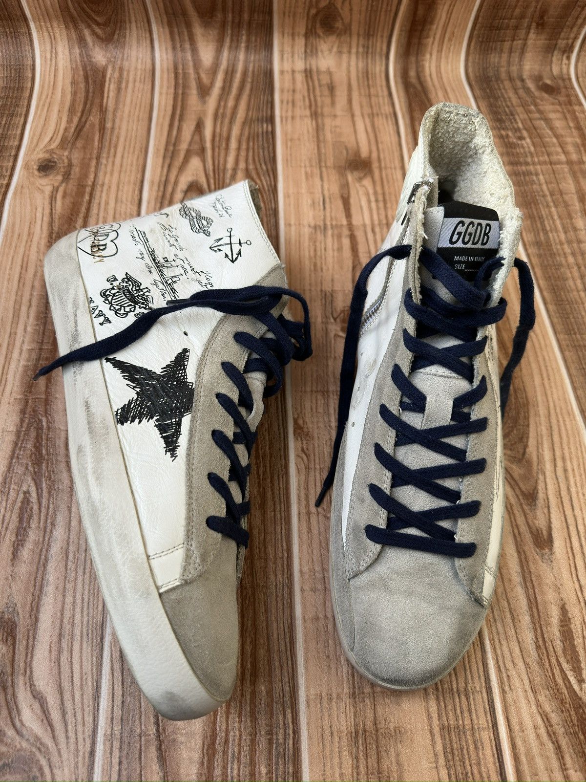 Golden Goose Golden Goose Francy Graffiti Print Leather Sneaks Size US 10 / EU 43 - 8 Thumbnail