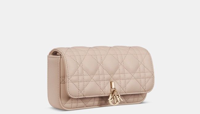 o1w1db10225 Size: OS / S0977ON Talk Phone Pouch