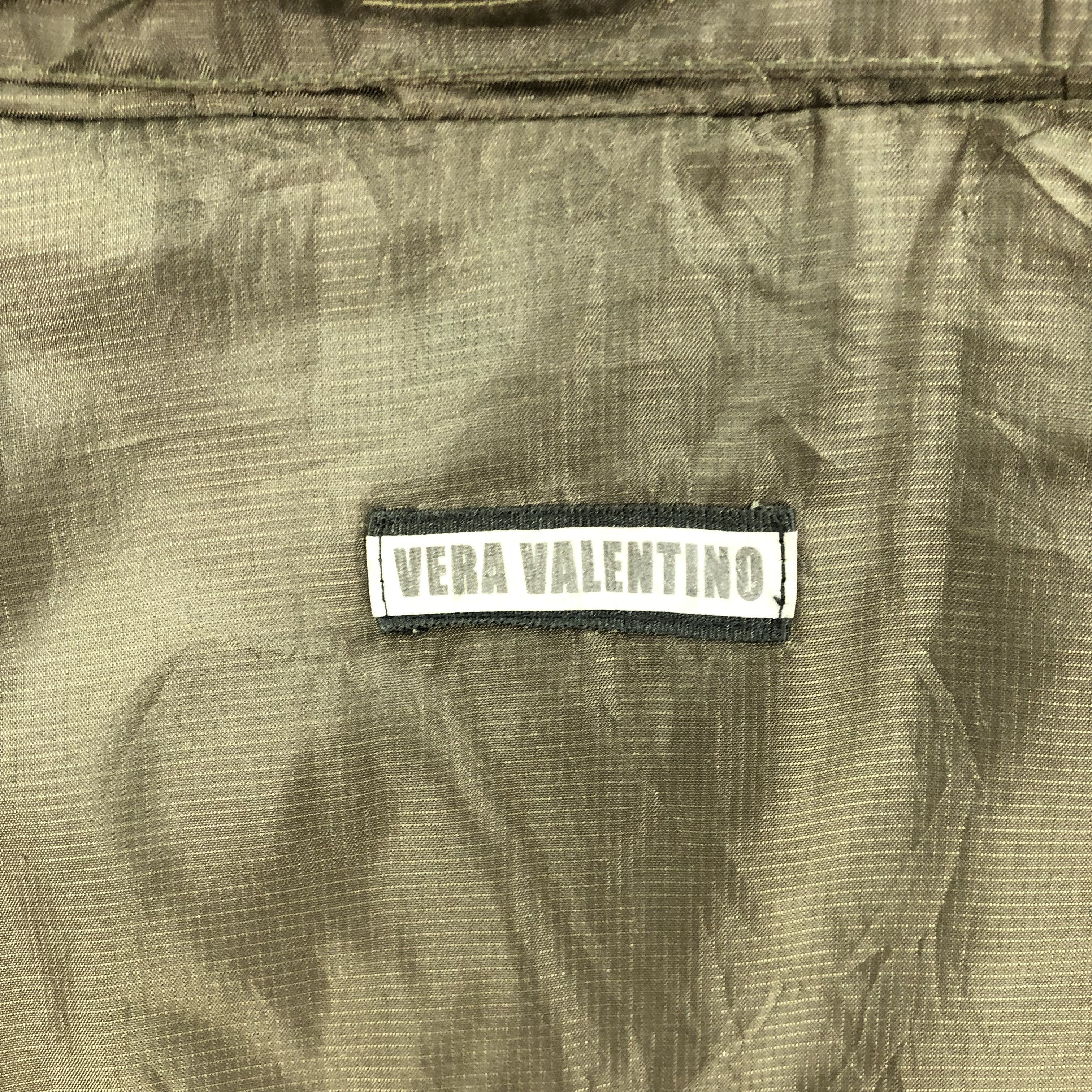 Japanese Brand × Vintage Vintage Vera Valentino Zipper Windbreaker Nylon Jacket Size US L / EU 52-54 / 3 - 6 Thumbnail