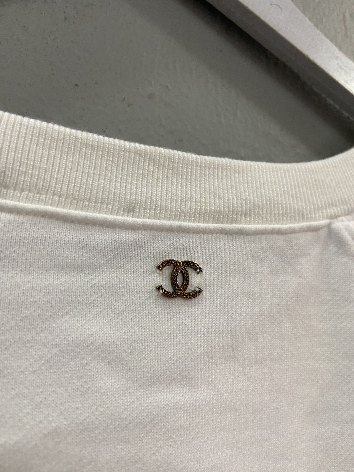 Chanel CHANEL LOGO CC TEE SHIRT Size S / US 4 / IT 40 - 9 Thumbnail