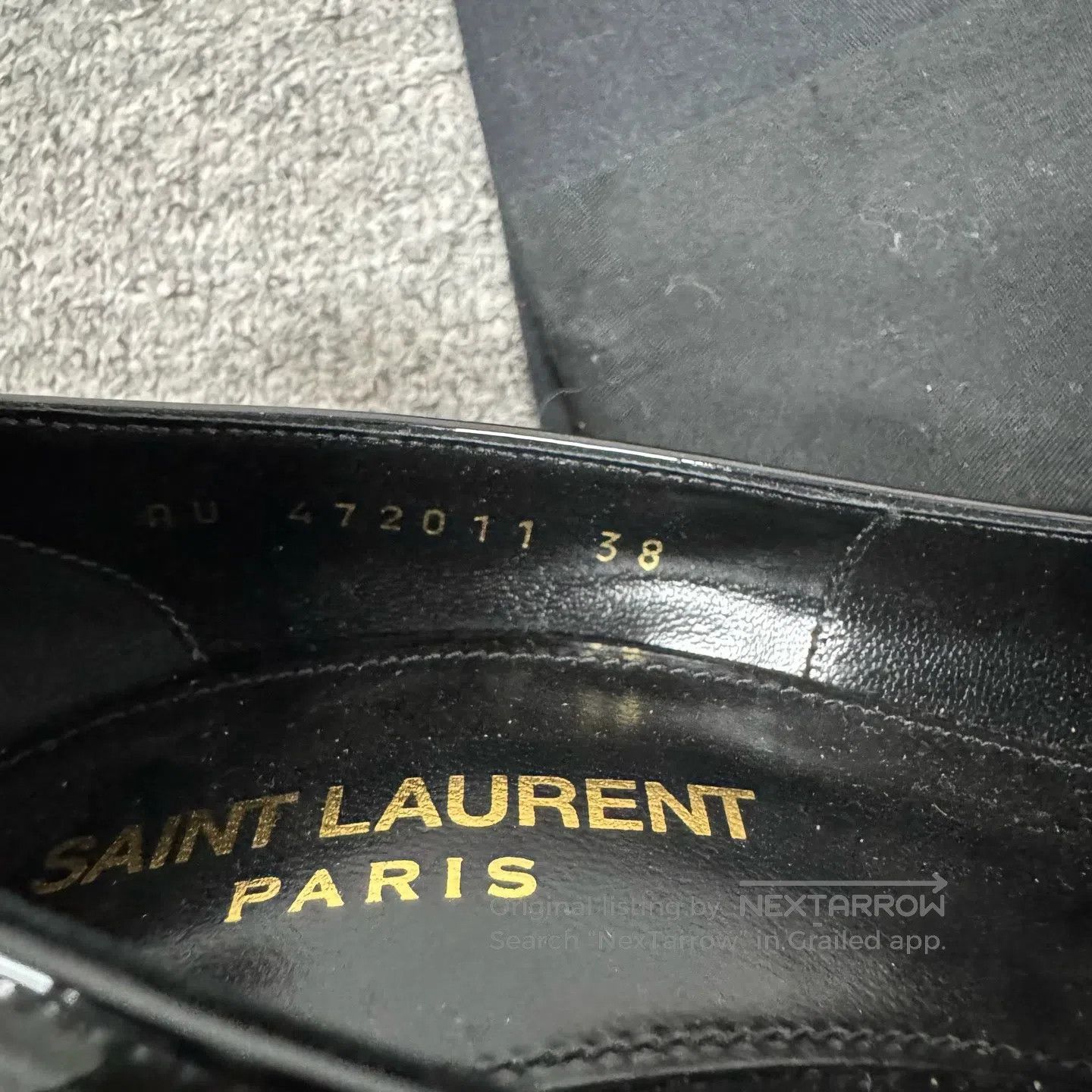 Saint Laurent Paris Saint Laurent Paris Black lacquered, gold-plated, pointed- Size US 7.5 / IT 37.5 - 6 Thumbnail