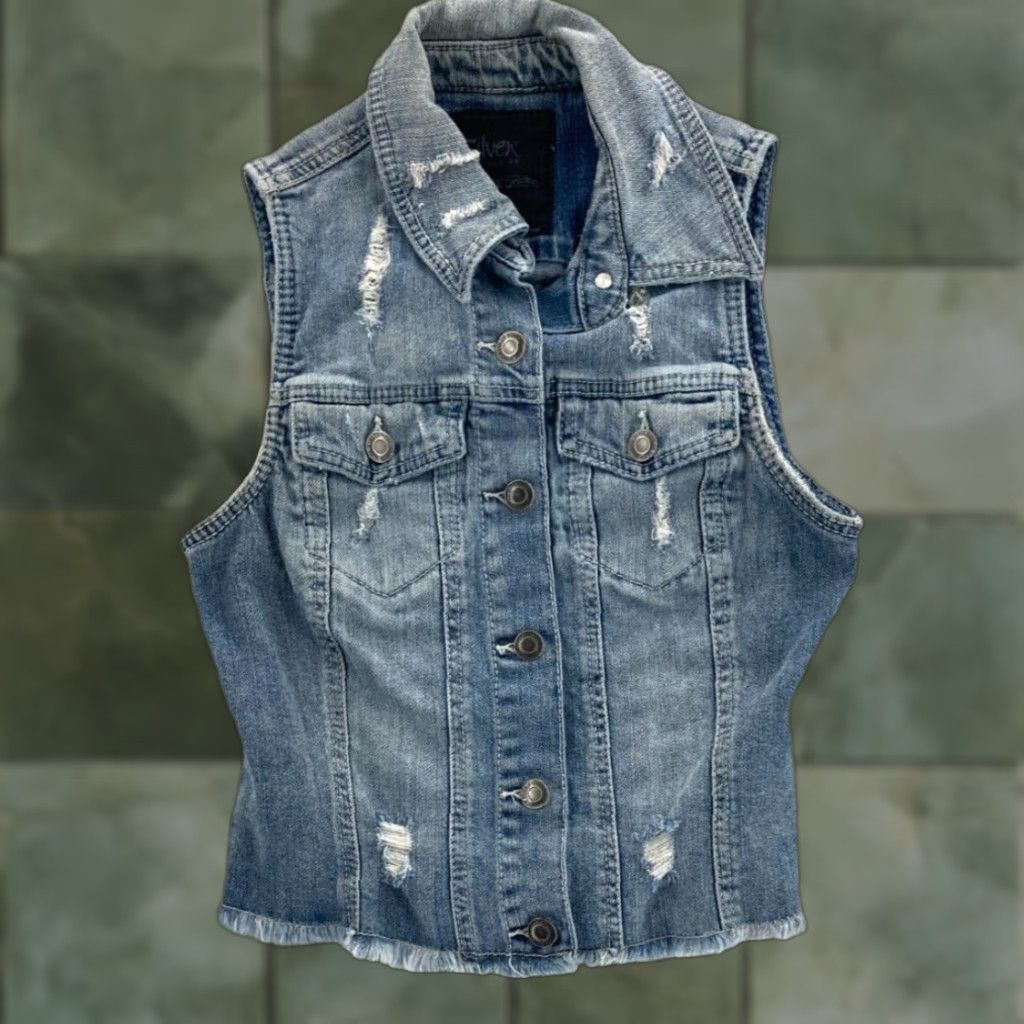 Silver Jeans Co. Silver Jeans Denim Vest Womens Small Blue Distressed Button Up Pockets Raw Hem Size 28" / US 6 / IT 42 - 1 Thumbnail