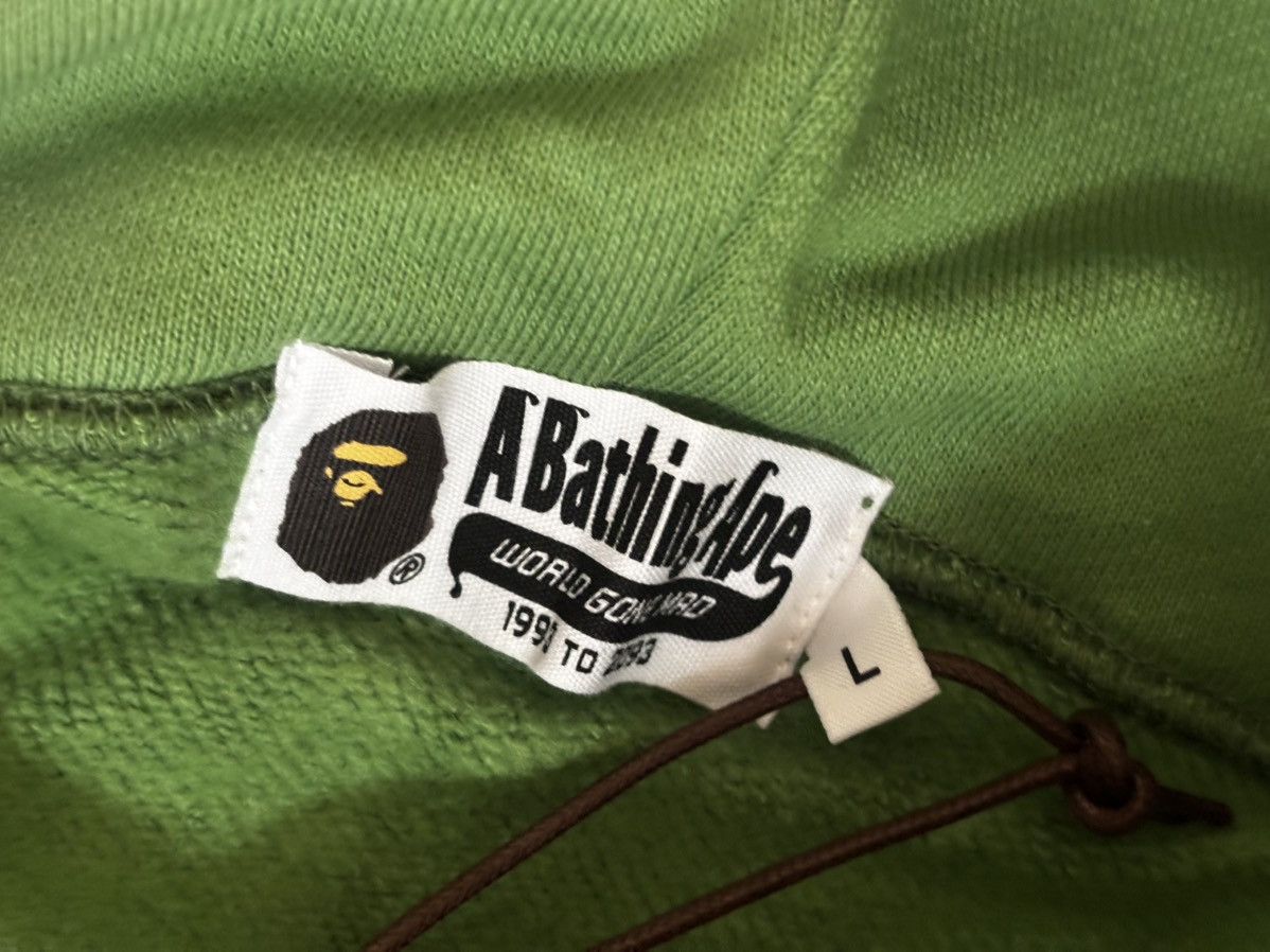 Bape Authentic ape bape shark full zip hoodie green L new Size US L / EU 52-54 / 3 - 5 Thumbnail