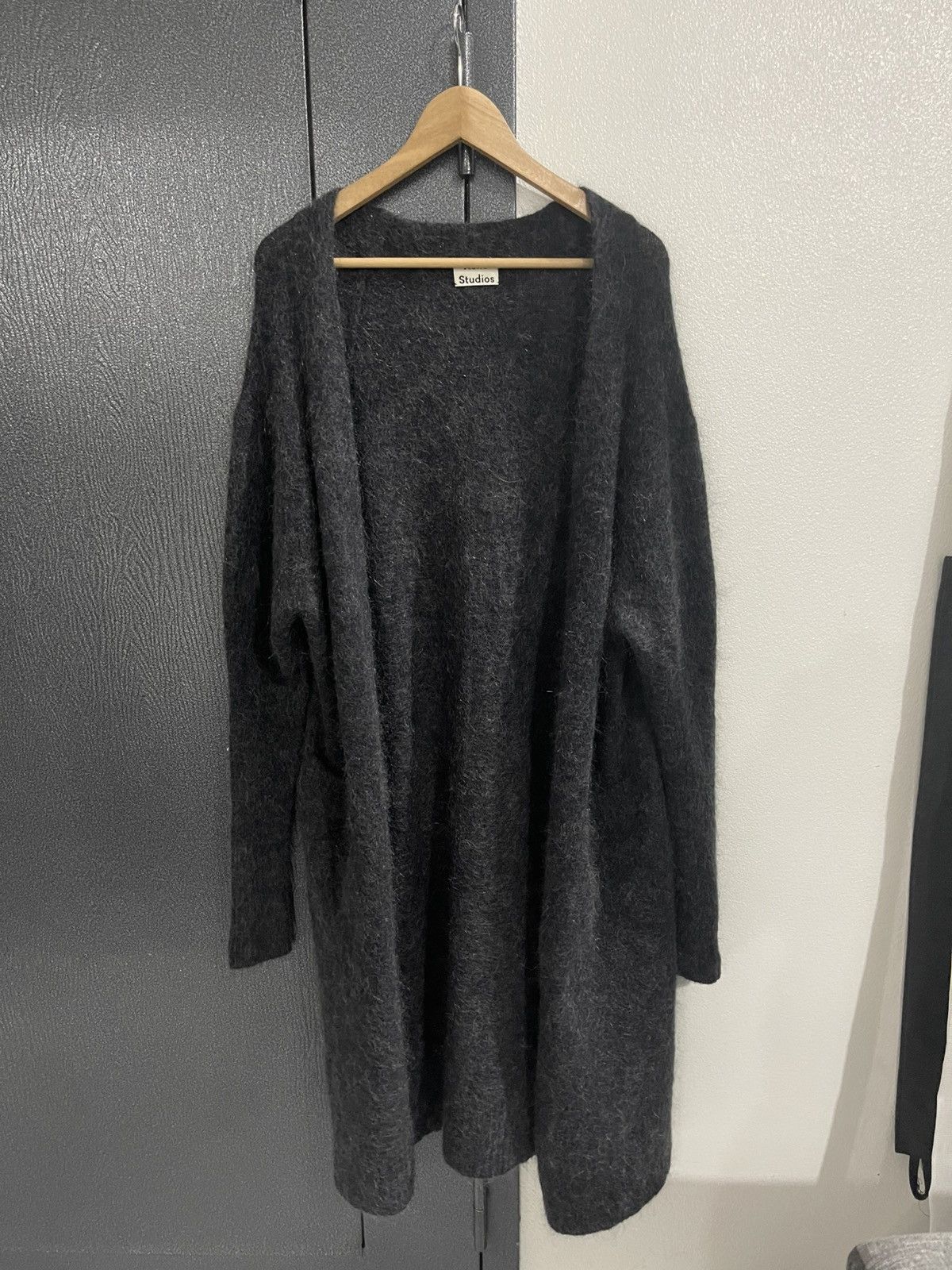 Acne Studios Acne Studios Raya Wool And Mohair Blend Cardigan Size S / US 4 / IT 40 - 4 Thumbnail