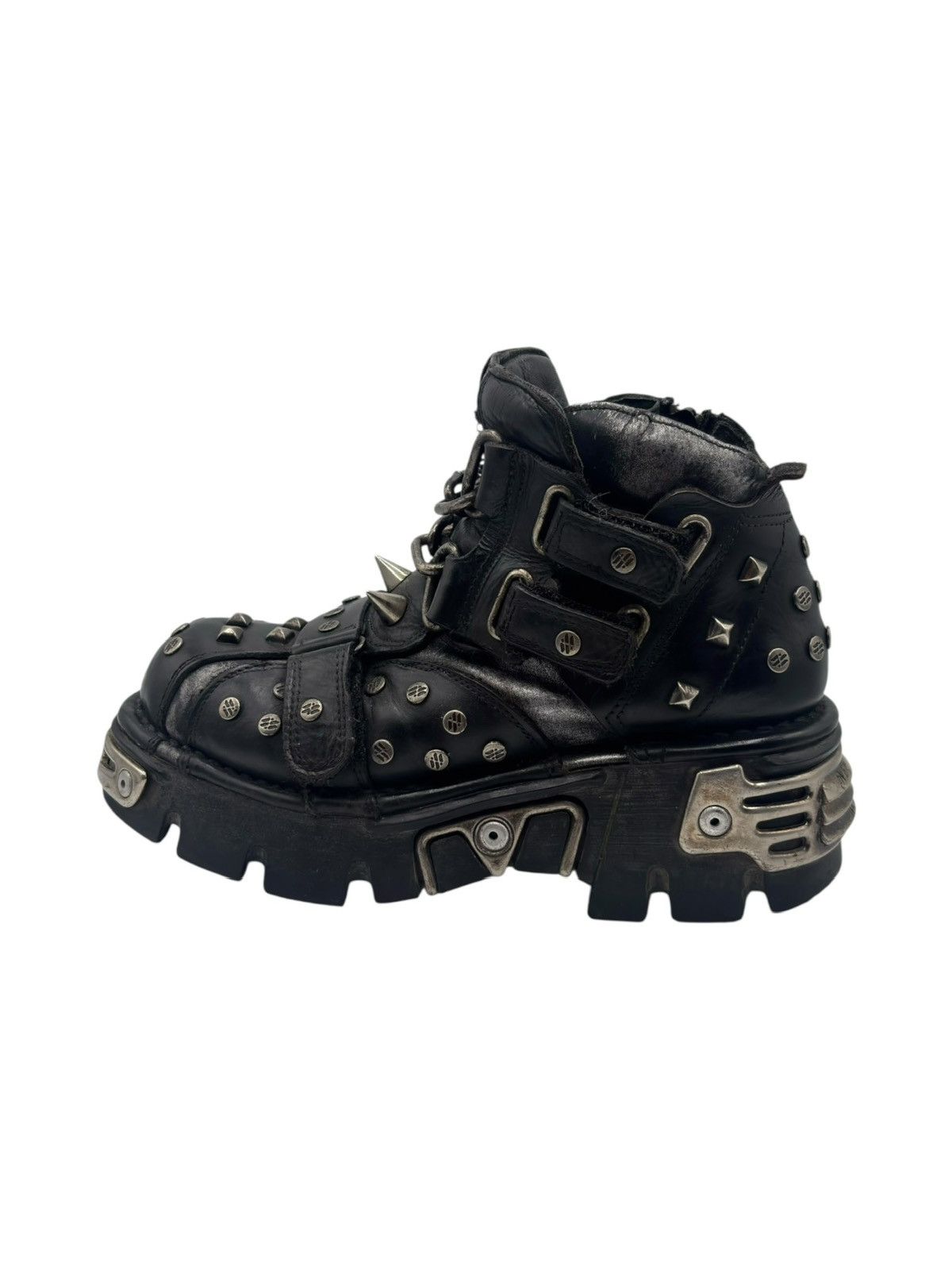 New Rock Vintage New Rock studded platform boots Size 38 Size US 8 / IT 38 - 7 Thumbnail