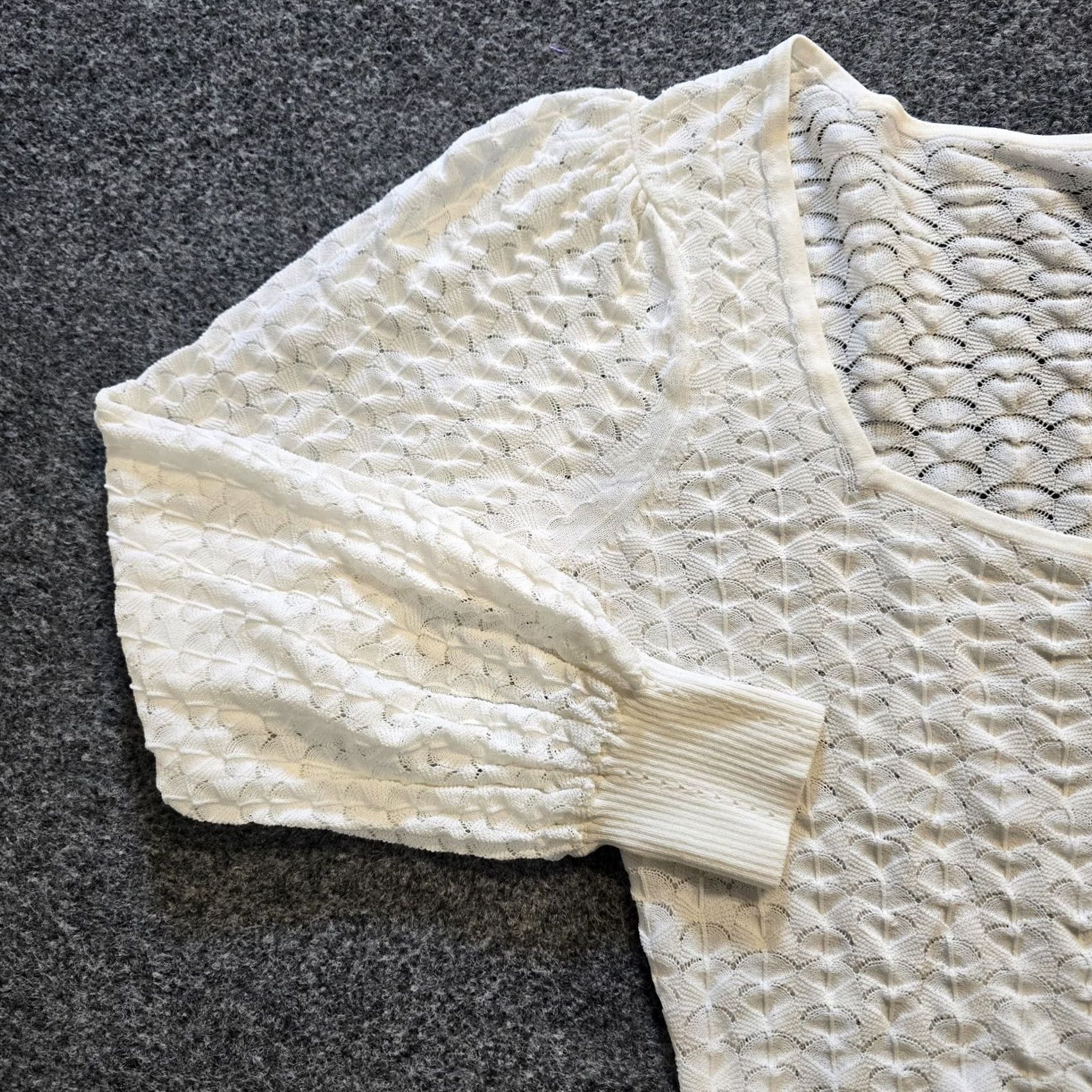 Vintage Wilfred Free Top Womens XS White Lacey Knit Stretch Long Sleeve Capsule Blouse Shirt Size XS / US 0-2 / IT 36-38 - 3 Thumbnail