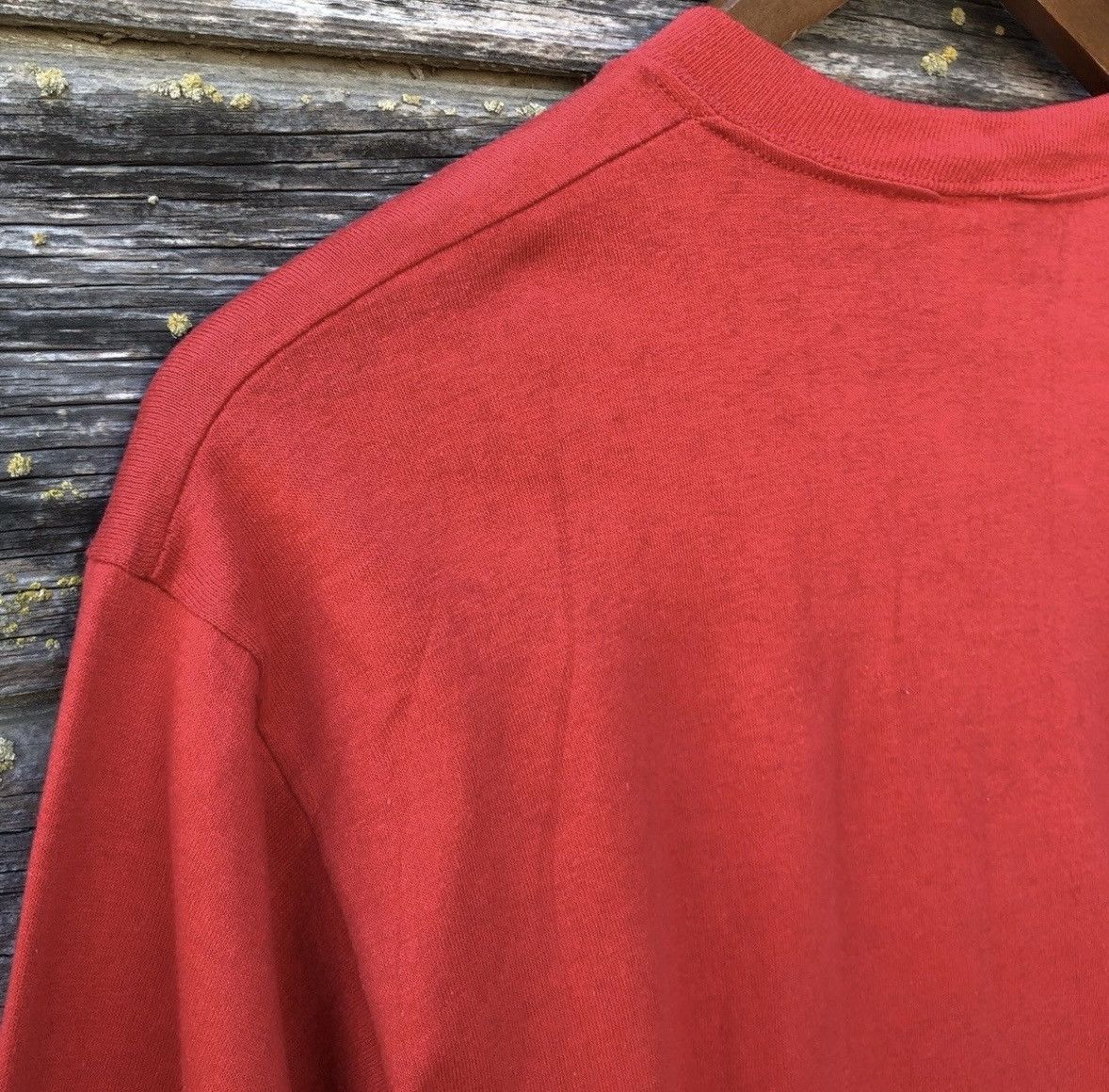 Vintage Vintage Christmas shirt 80s single stitch red graphic tee Size US M / EU 48-50 / 2 - 4 Thumbnail
