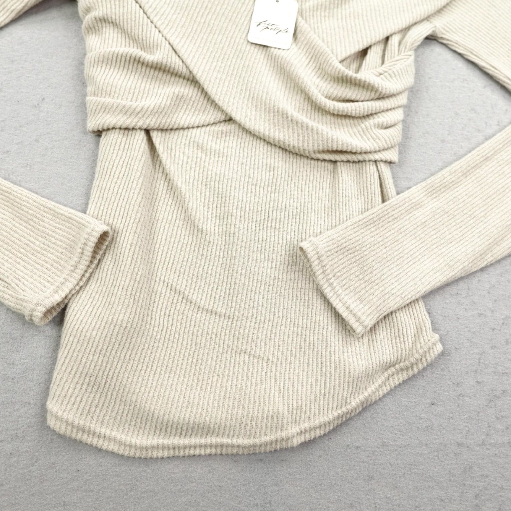 Free People Free People Shirt Womens Large Oatmeal Marley Top Off Shoulder Sweater NEW Size L / US 10 / IT 46 - 3 Thumbnail