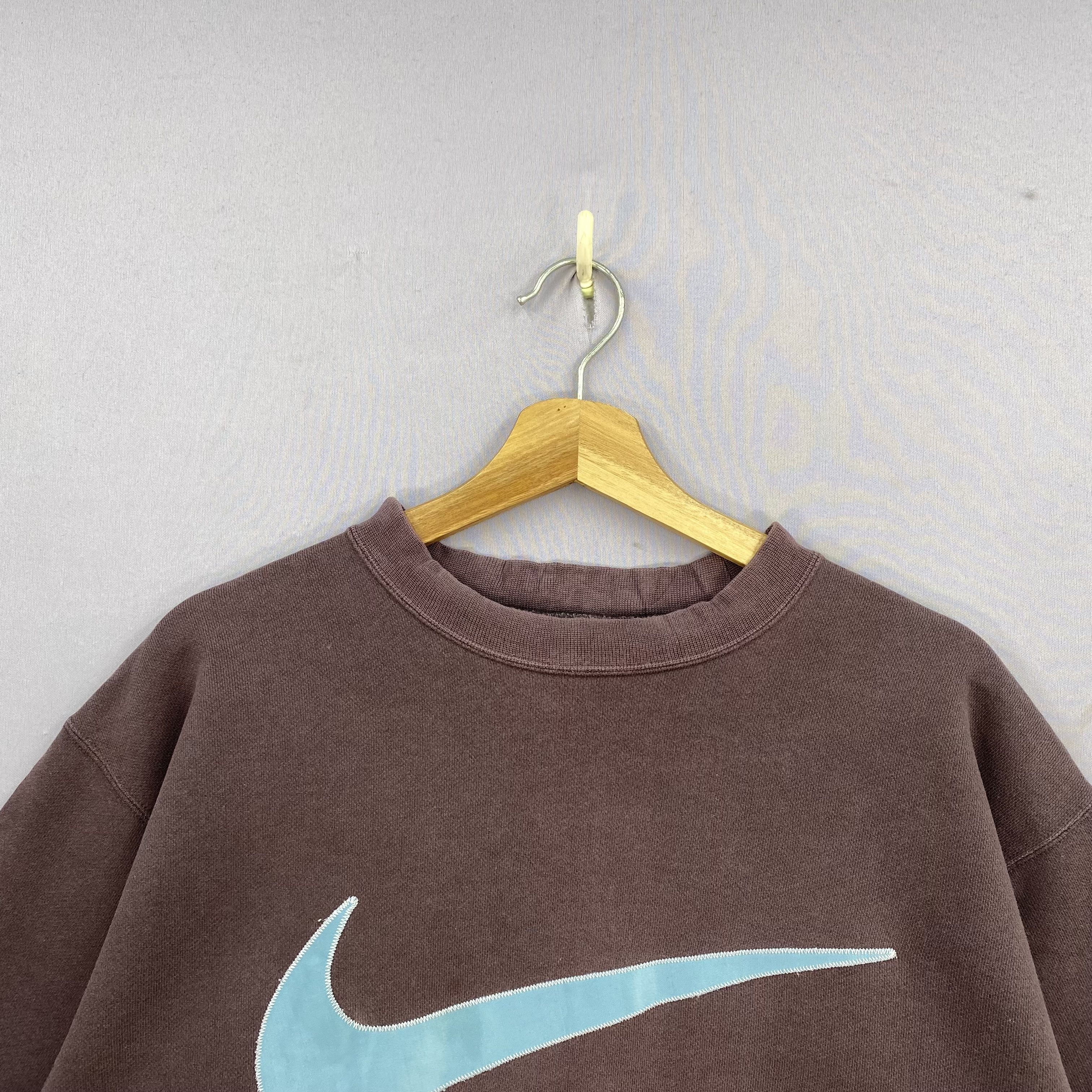 Nike Vintage 90s Nike Sweater Nike Big Swoosh Center Pullover Size US L / EU 52-54 / 3 - 3 Thumbnail