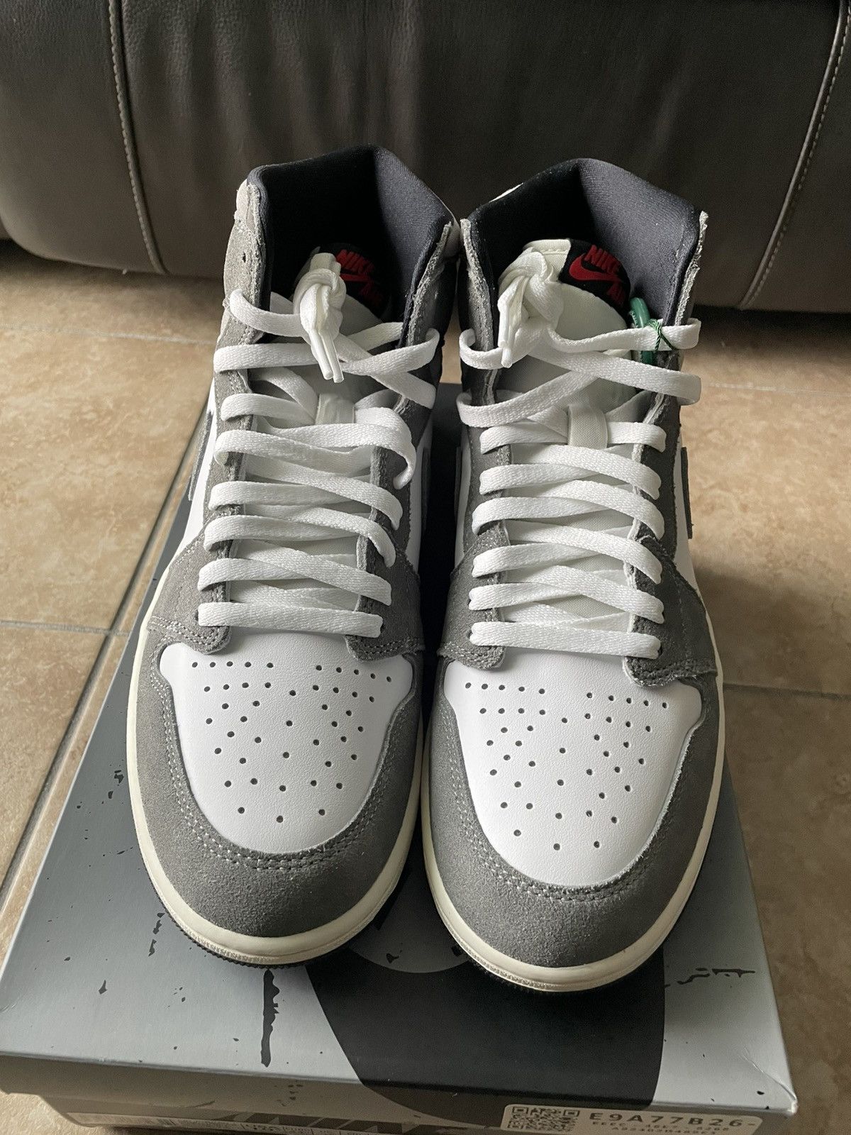 Jordan Brand AIR JORDAN 1 RETRO HIGH OG Size US 10.5 / EU 43-44 - 3 Thumbnail