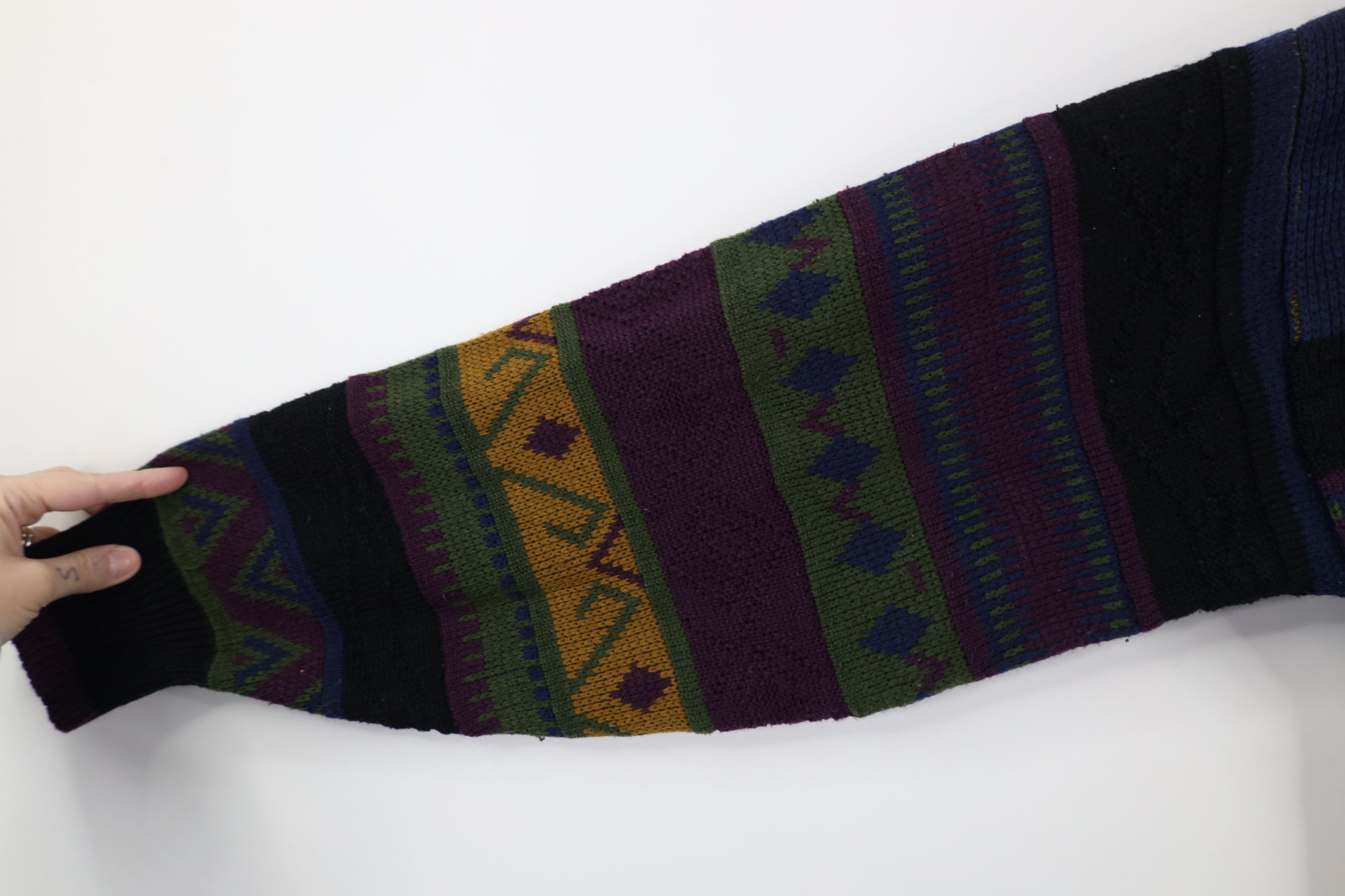 Vintage Vintage 90s Coogi Style Fair Isle Knit Crewneck Sweater Size L / US 10 / IT 46 - 4 Thumbnail