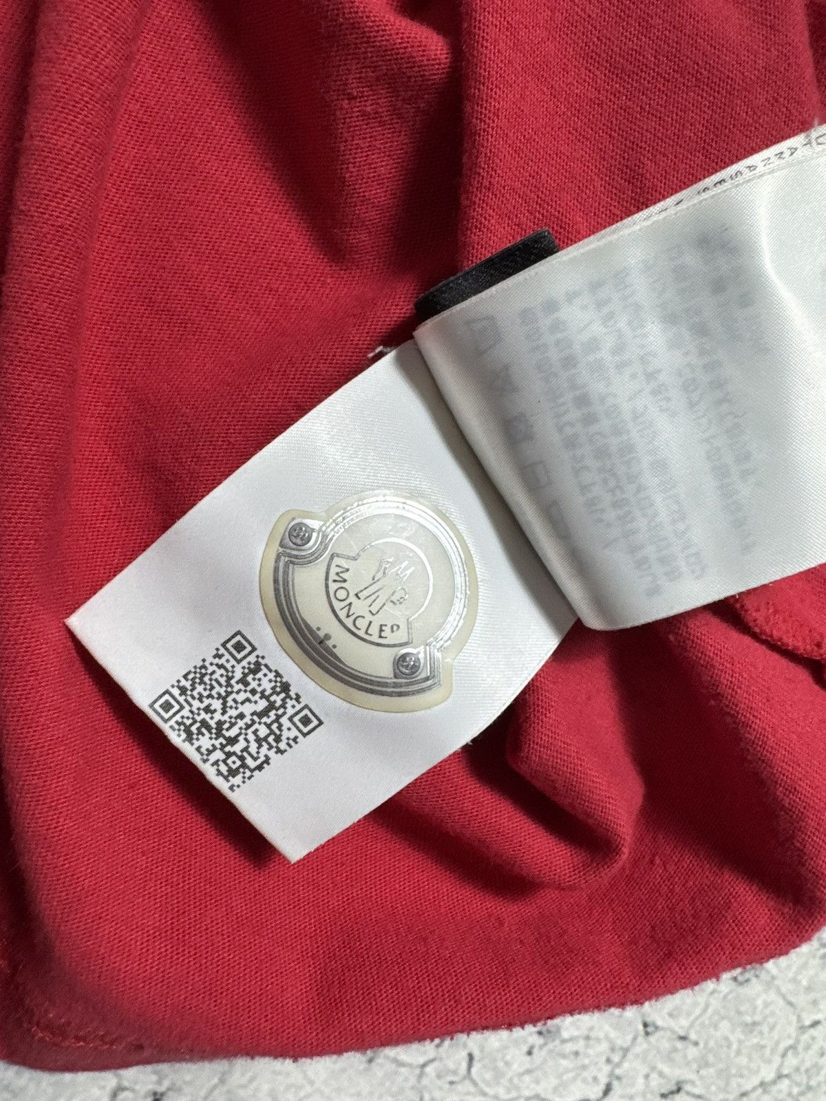 Moncler Moncler Genius 7 World Tour 2019 Luxury T-Shirt Size US S / EU 44-46 / 1 - 11 Thumbnail