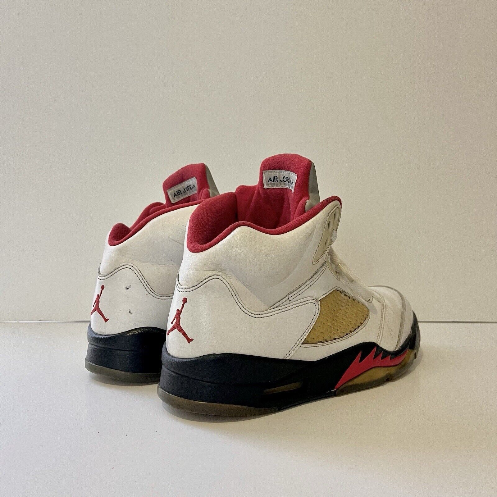Jordan Brand 2013 Air Jordan 5 V Retro 136027-100 Fire Red Rare Vtg Sz 10 Size US 10 / EU 43 - 4 Thumbnail