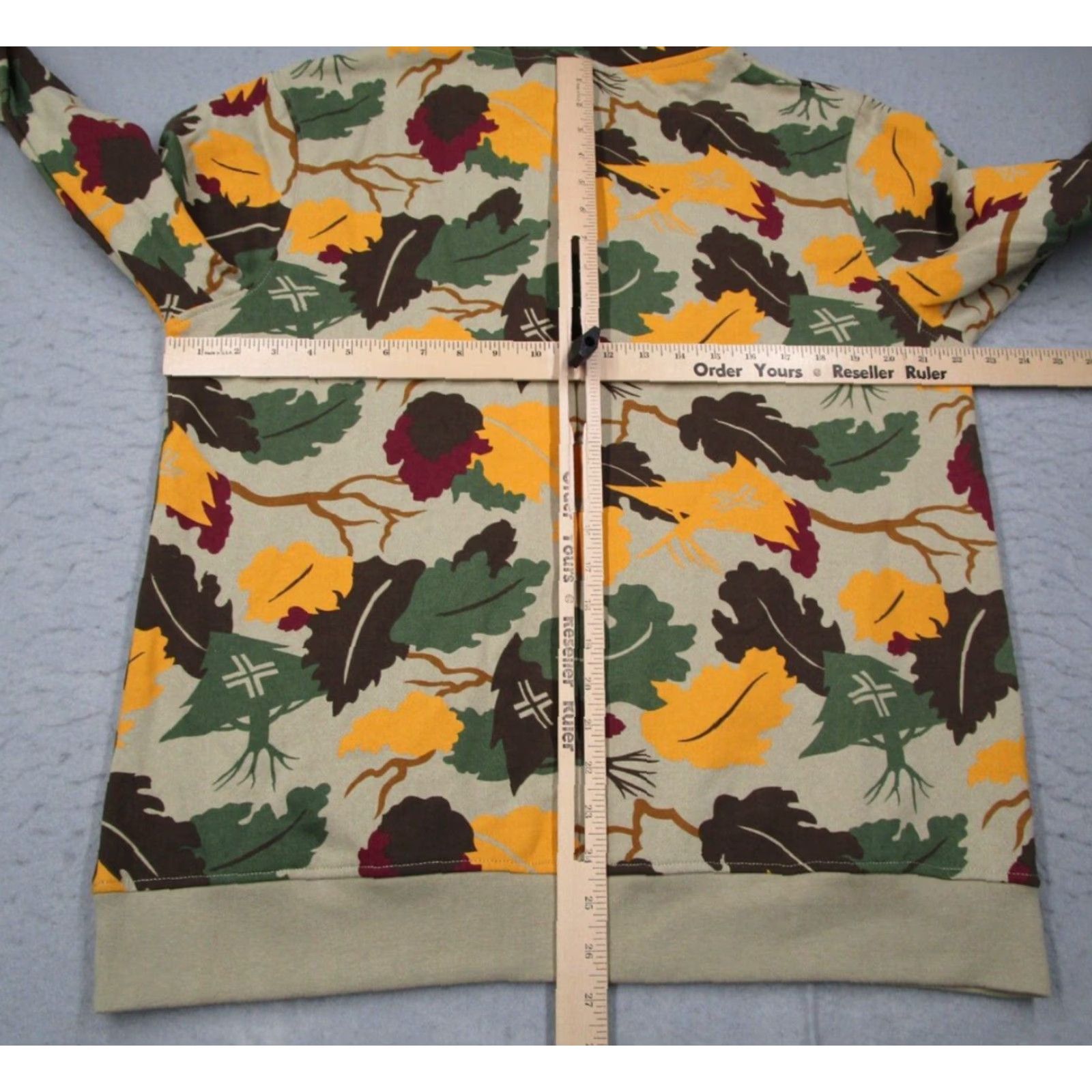 KangaROOS VINTAGE Lifted Research Group Hoodie Shirt Mens Medium Green Camo Leaf Pullover Fleece Kangaroo Pocket 90s Hip Hop Basketball Mens Size US M / EU 48-50 / 2 - 7 Thumbnail