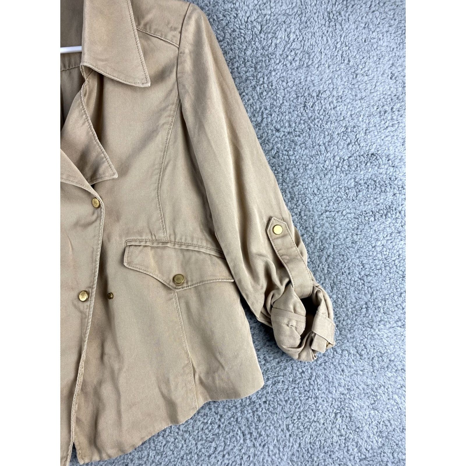 Ann Taylor VINTAGE Ann Taylor Loft Blouse Shirt Womens XXS Tan Long Sleeve Roll Tab Pocket Collared 34-26 Case Sensitive Size XXS / US 00 / IT 34 - 2 Thumbnail