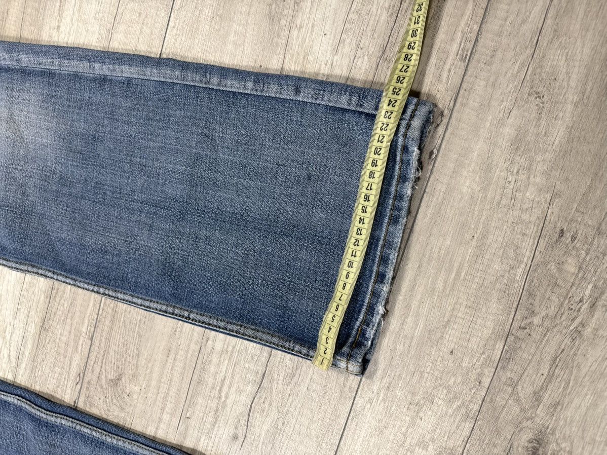 Diesel Vintage Diesel Jeans Distressed Faded Flared Wide Baggy Y2K Size US 34 / EU 50 - 13 Thumbnail