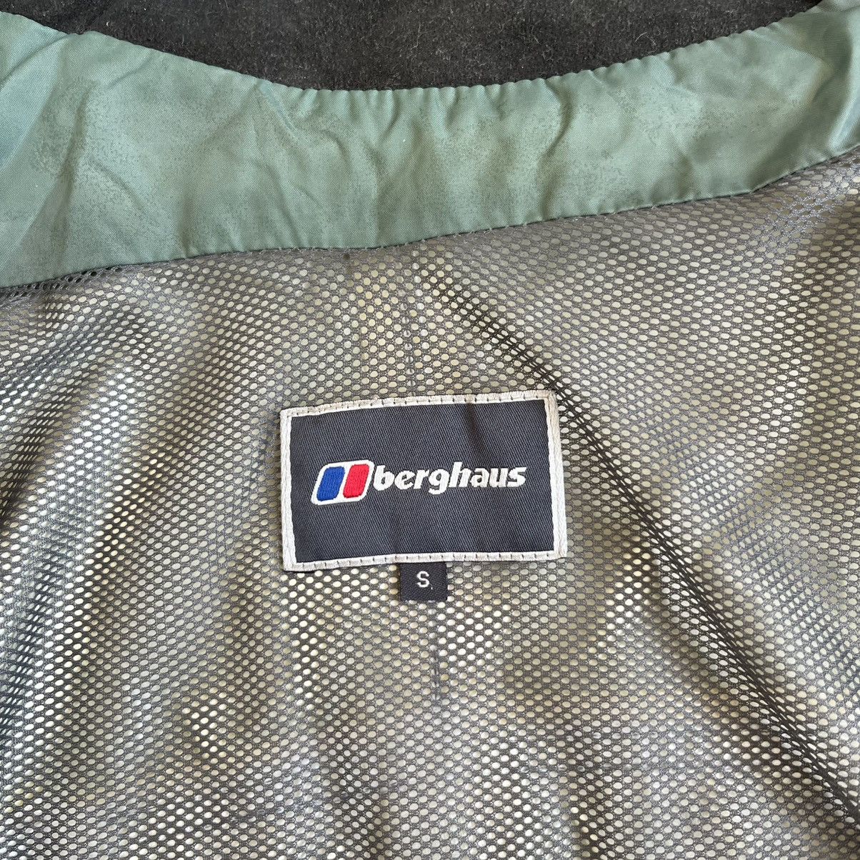 Berghaus × Goretex × Vintage Vintage berghaus Mera peak gore Tex xcr jacket Size US S / EU 44-46 / 1 - 12 Thumbnail