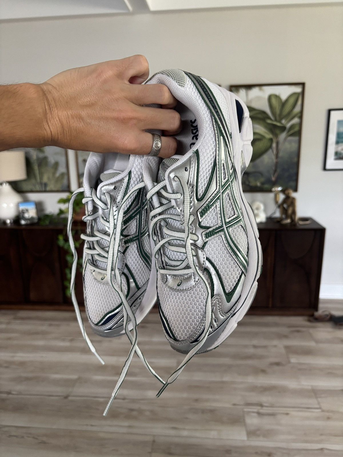 Asics ASICS GREEN SILVER SNEAKER GEL 2160 Size US 8.5 / EU 41-42 - 4 Thumbnail