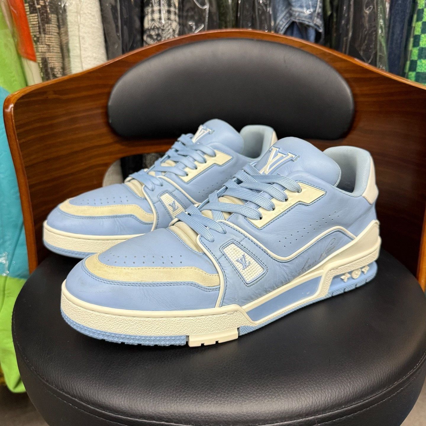 Louis Vuitton Louis Vuitton Training Blue Lowtop Sneakers 9 Men Size US 9 / EU 42 - 1 Thumbnail