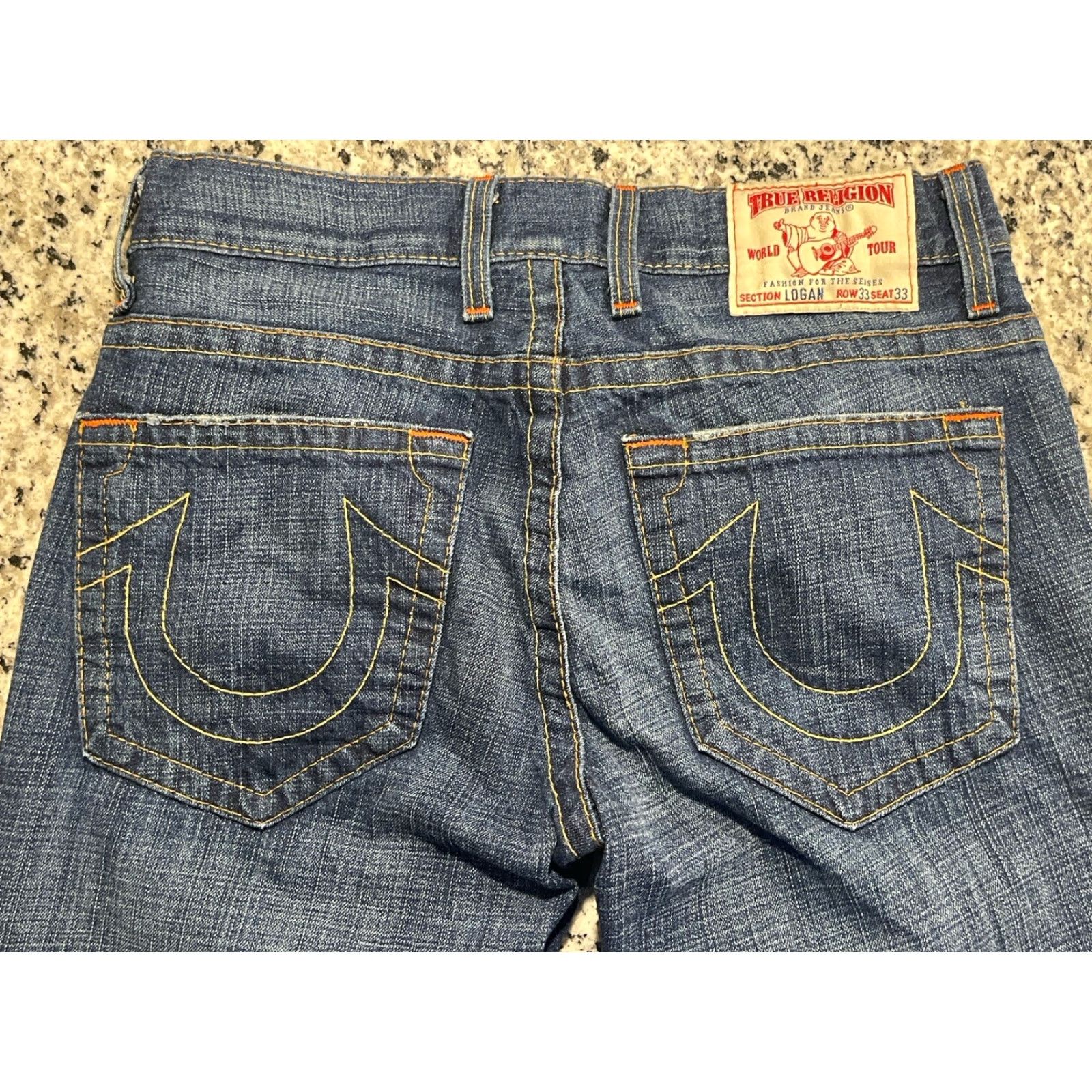 True Religion VINTAGE? Wait, not vintage—True Religion Logan Jeans Button Fly 35 x 28.5 Men's Blue USA Straight Denim Jeans Size US 35 - 7 Thumbnail
