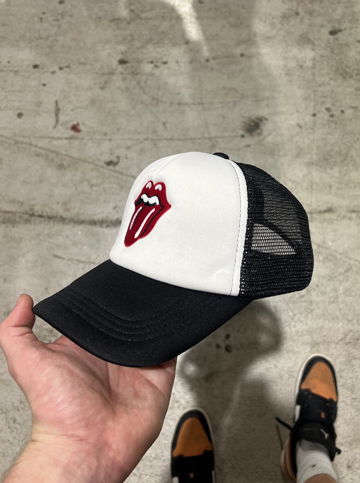Concept One Rolling Stones Trucker Cap - Baseballkappe Mit Lippen-Logo, Verstellbarer Snapback, Gebogener Schirm