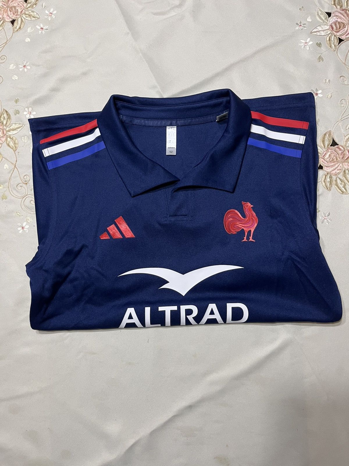 Adidas France Rugby Home jersey 2024/2025 season size S Size US S / EU 44-46 / 1 - 6 Thumbnail