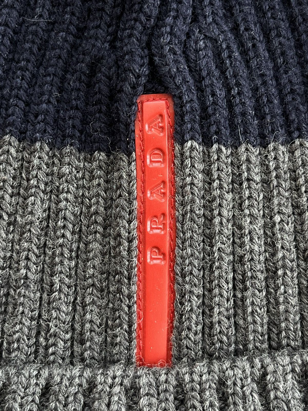 Prada Prada Beanie Red Tab logo Size ONE SIZE - 6 Thumbnail