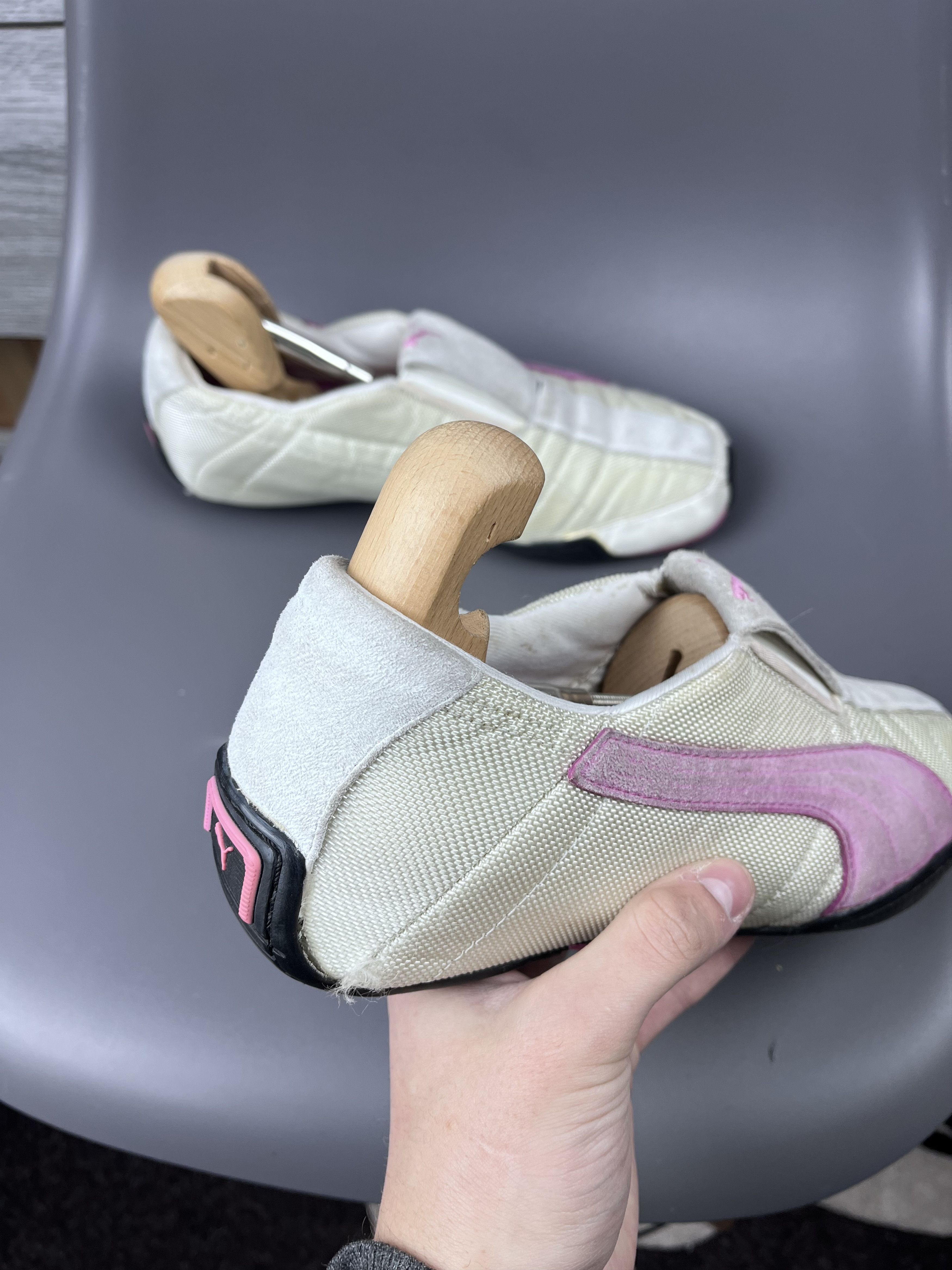 Puma Puma Slip-On Racing Shoes White Pink Low Profile Rare 40 siz Size US 7 / EU 40 - 10 Thumbnail