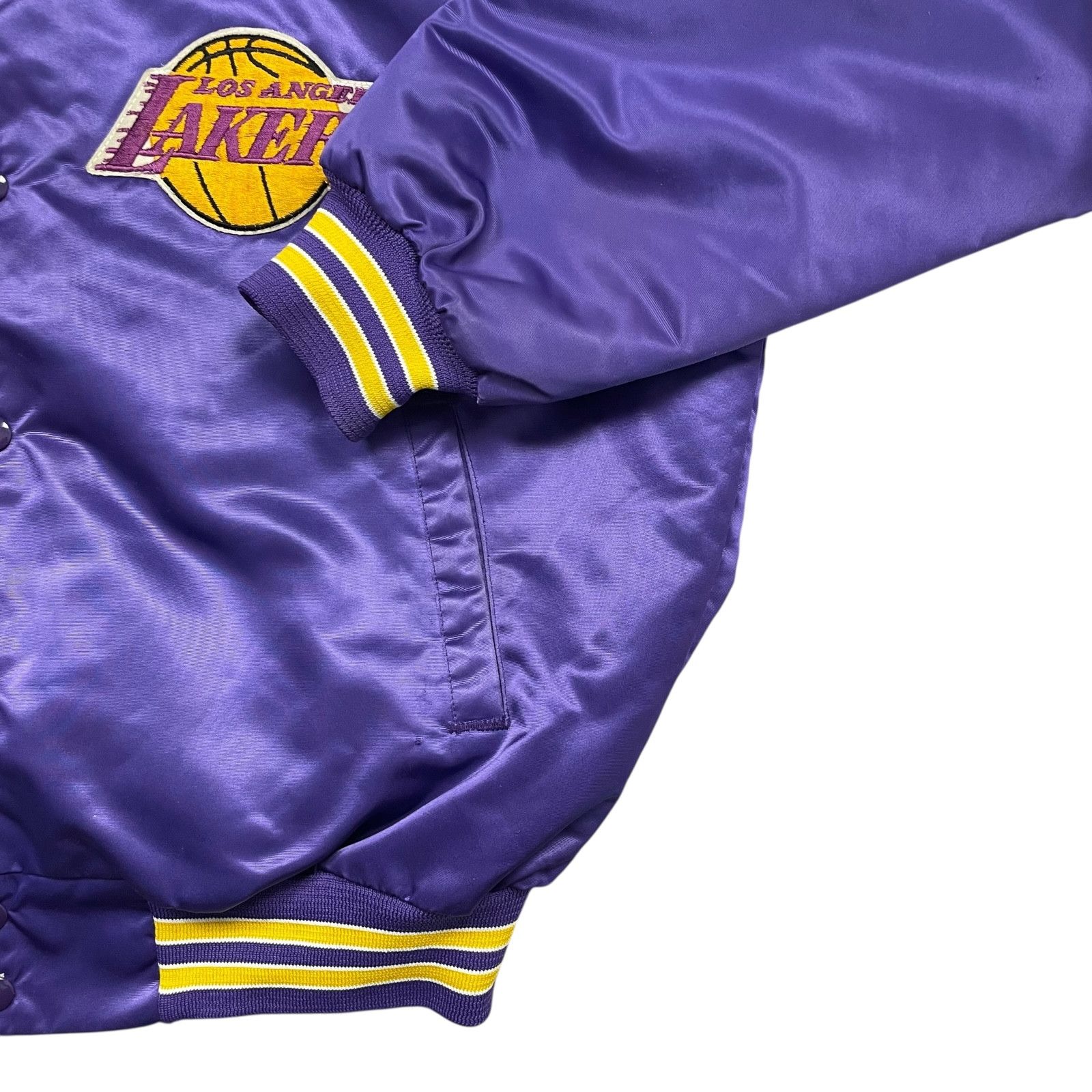 NBA 90s LA LAKERS SATIN BOMBER JACKET PURPLE SIZE XL MADE IN USA Size US XL / EU 56 / 4 - 7 Thumbnail