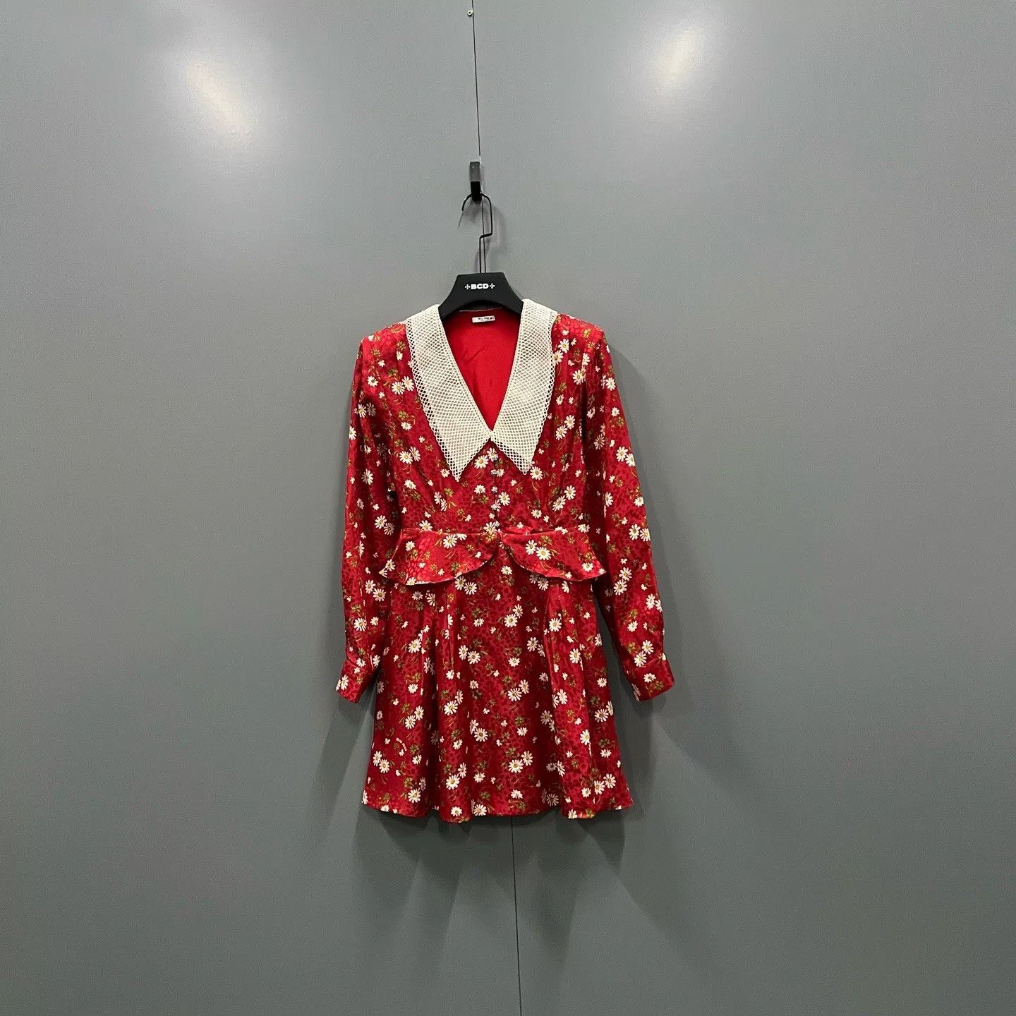 Miu Miu miu miu red floral print dress Size US 38 / EU 54 - 1 Thumbnail