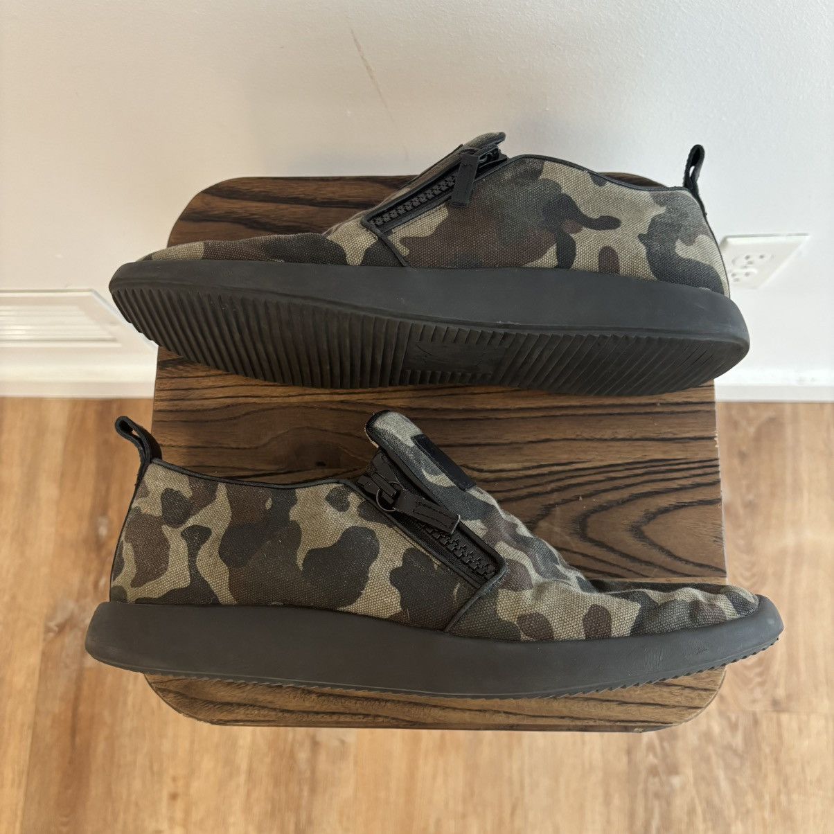 Giuseppe Zanotti Giuseppe Zanotti green camo print slip-on size 45 Size US 12 / EU 45 - 2 Thumbnail