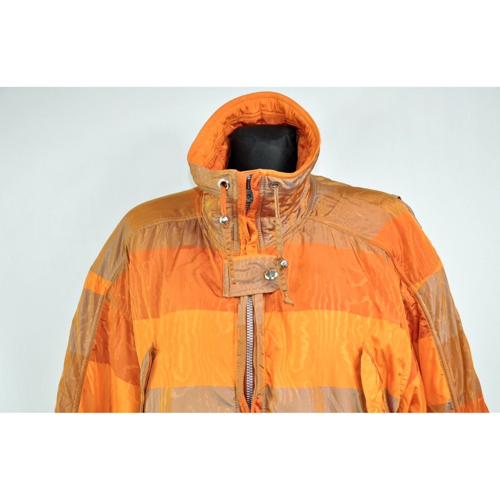 Vintage Chervo Jacket Women Ski Jacket, Size 44, Orange, 70% Polyamide 30% Polyester, Zip Closure, Regular, Vintage: No, Solid Pattern, Made in Italy Size M / US 6-8 / IT 42-44 - 3 Thumbnail