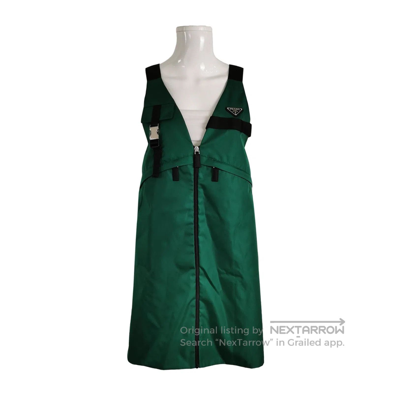 Prada Prada Color-Block Triangle Logo Dress . Size US S / EU 44-46 / 1 - 1 Thumbnail