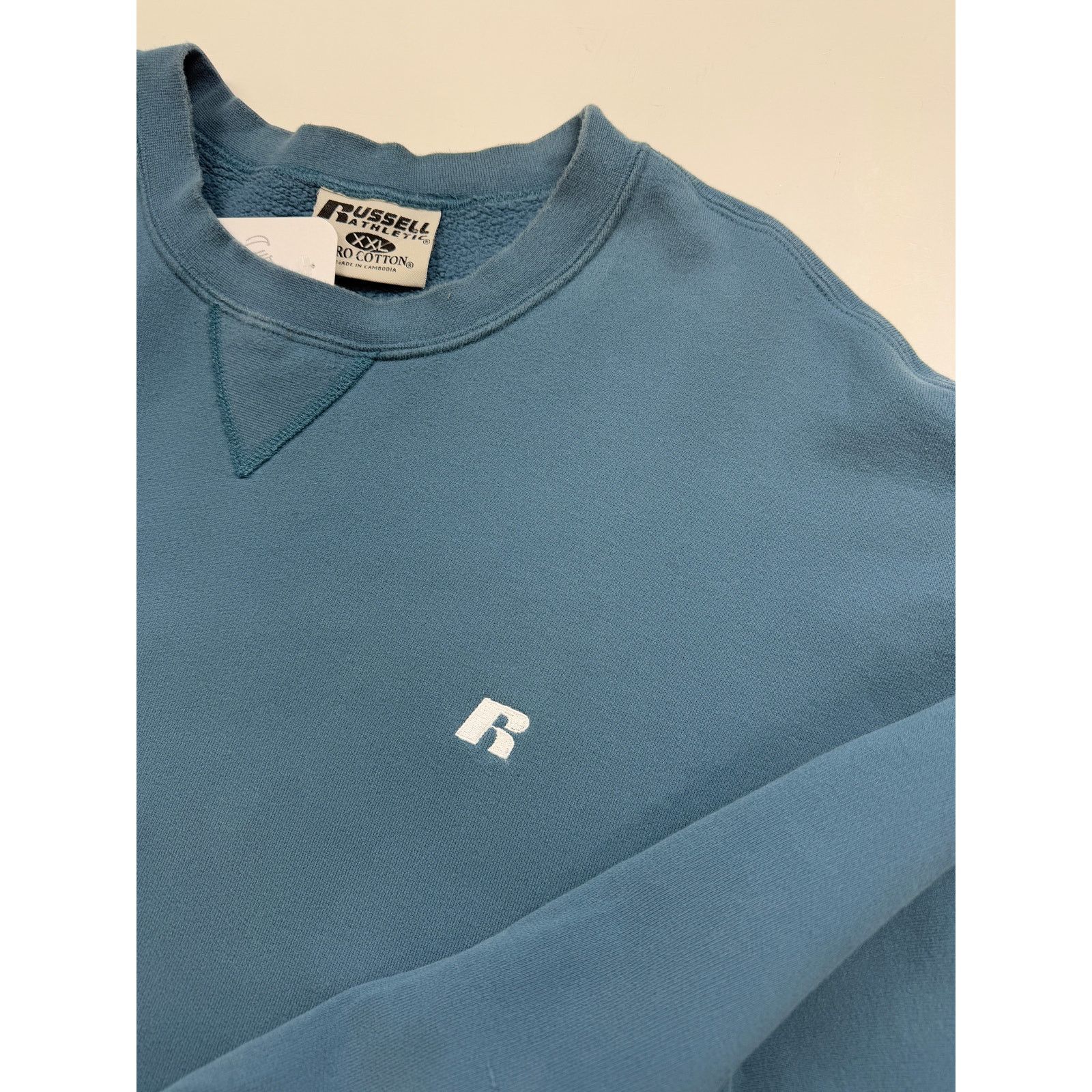 Vintage Russell Athletic Boxy Fit Blank Crewneck Sweatshirt XXL Size US XXL / EU 58 / 5 - 4 Thumbnail