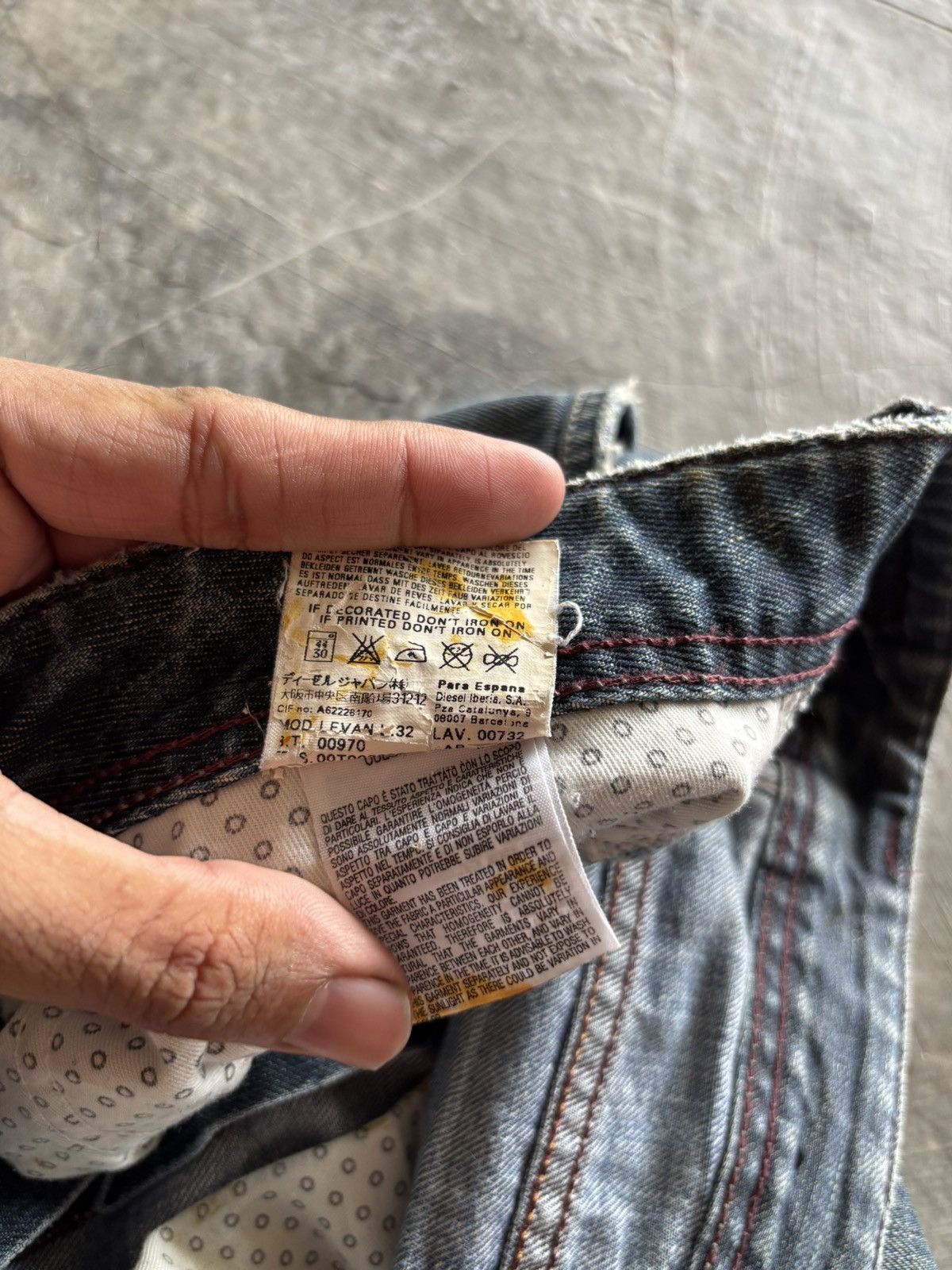 Diesel DIESEL distressed jeans rusty wash splatter punk grunge goth Size US 29 - 7 Thumbnail