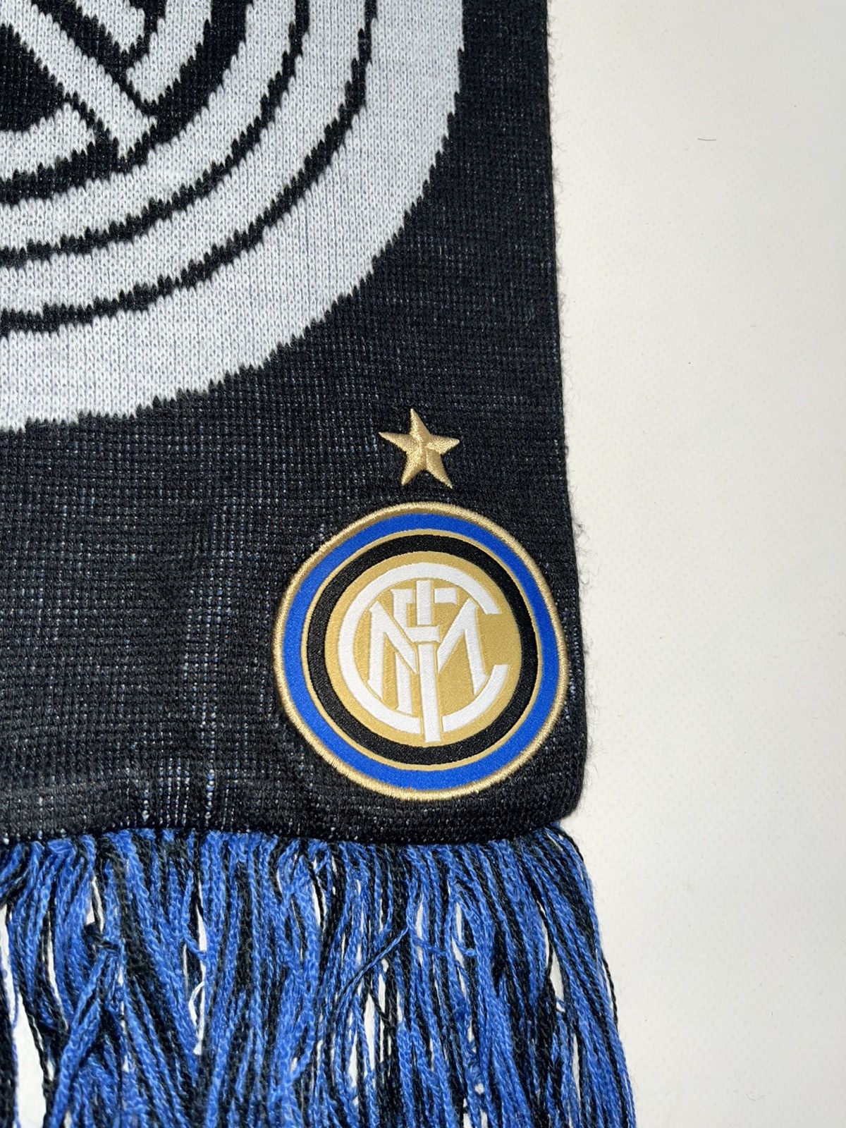 Nike Nike Inter Milan Home Dragon Color way Team Scarf Size ONE SIZE - 8 Thumbnail