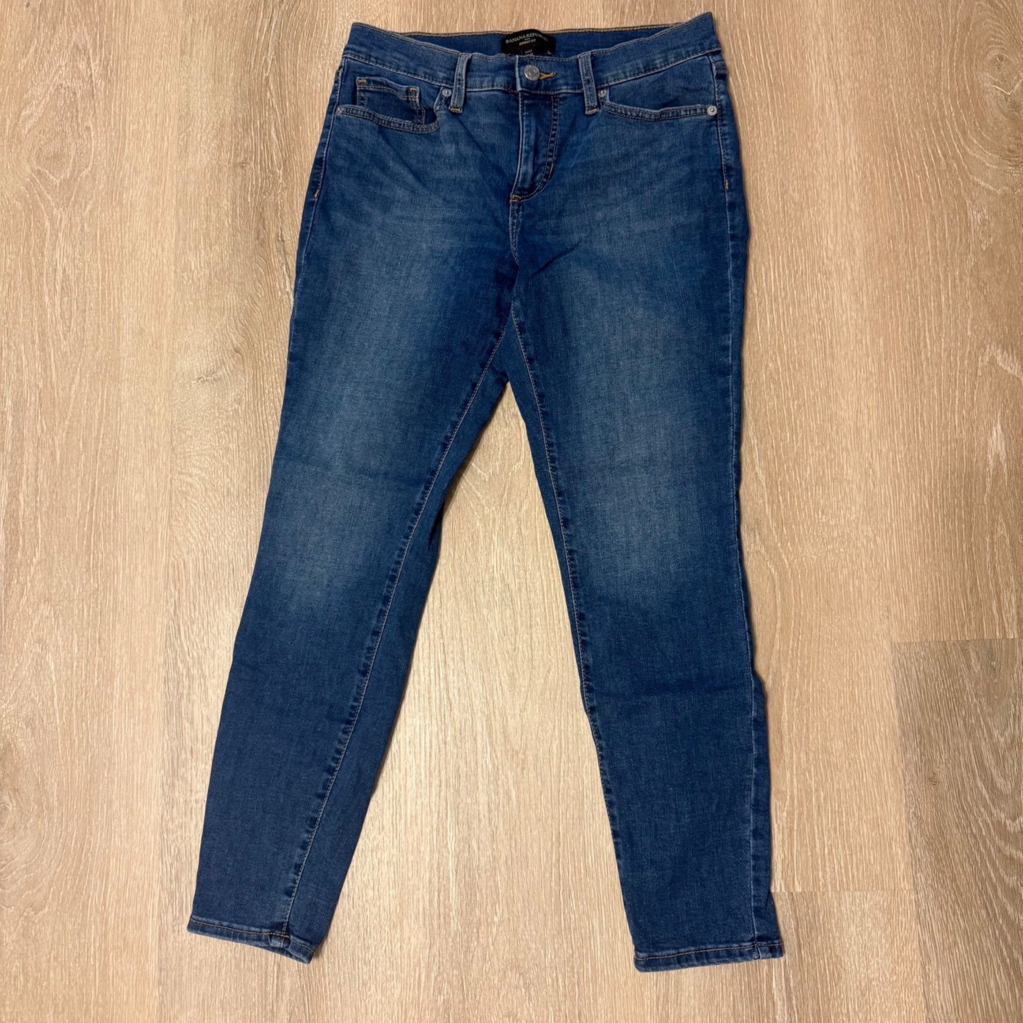 Banana Republic Banana Republic Petite Skinny Fit Blue Washwell Denim Jeans Size 28" / US 6 / IT 42 - 1 Thumbnail